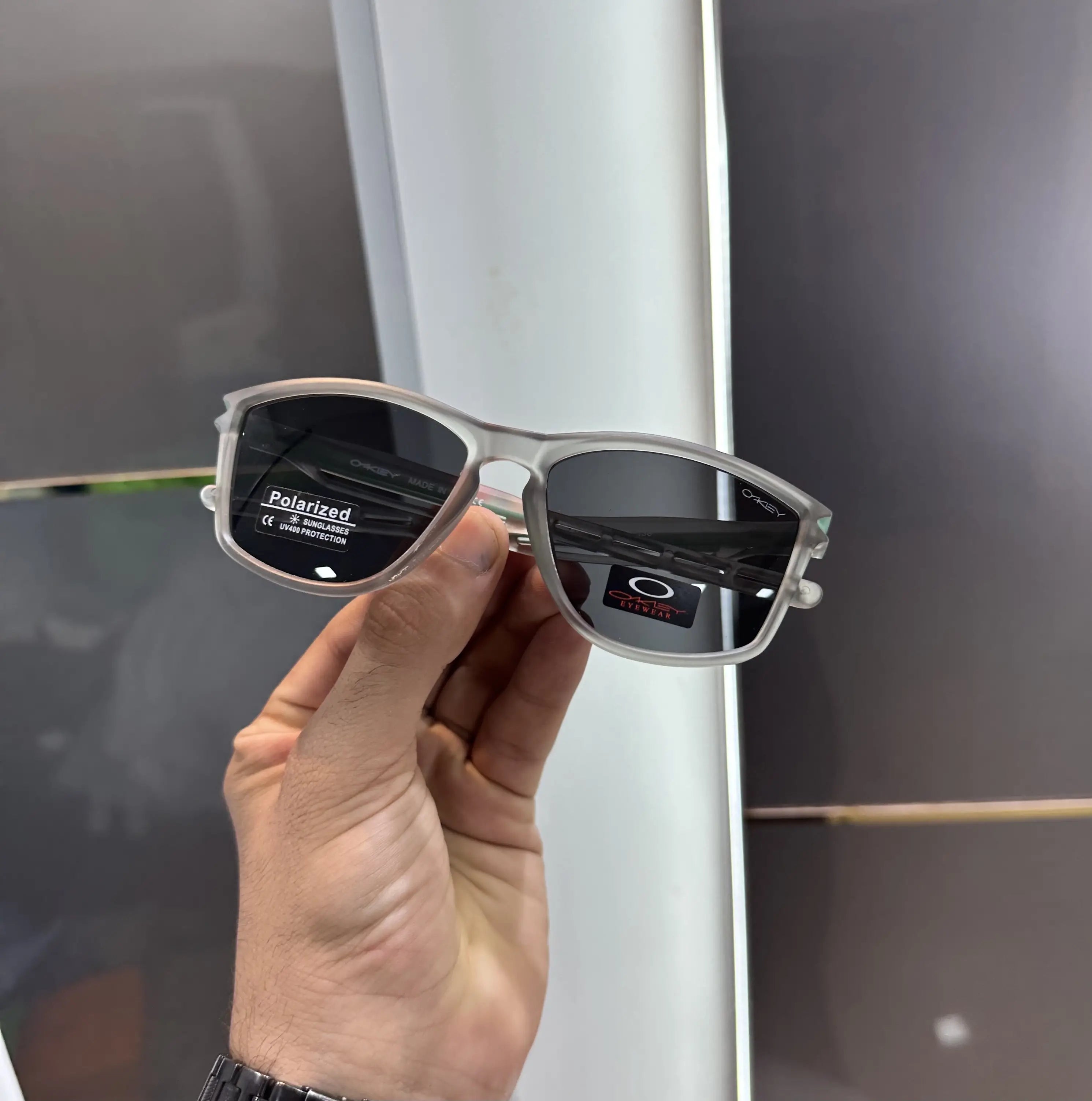 Oakle y Grey Black Premium Shades 3363