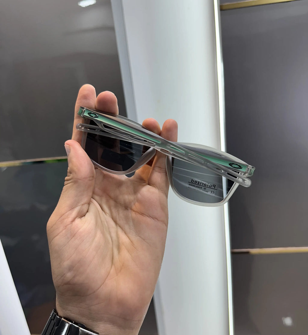 Oakle y Grey Black Premium Shades 3363