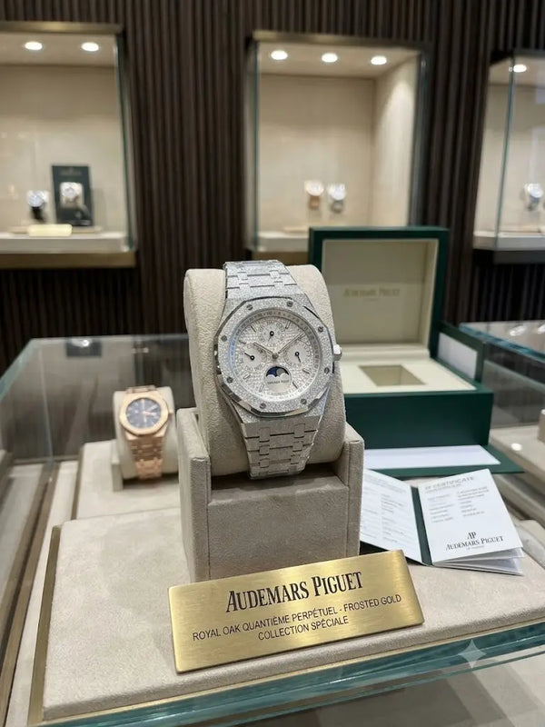 Audemars Piguet Royal Oak Silver White Chronograph Working 047
