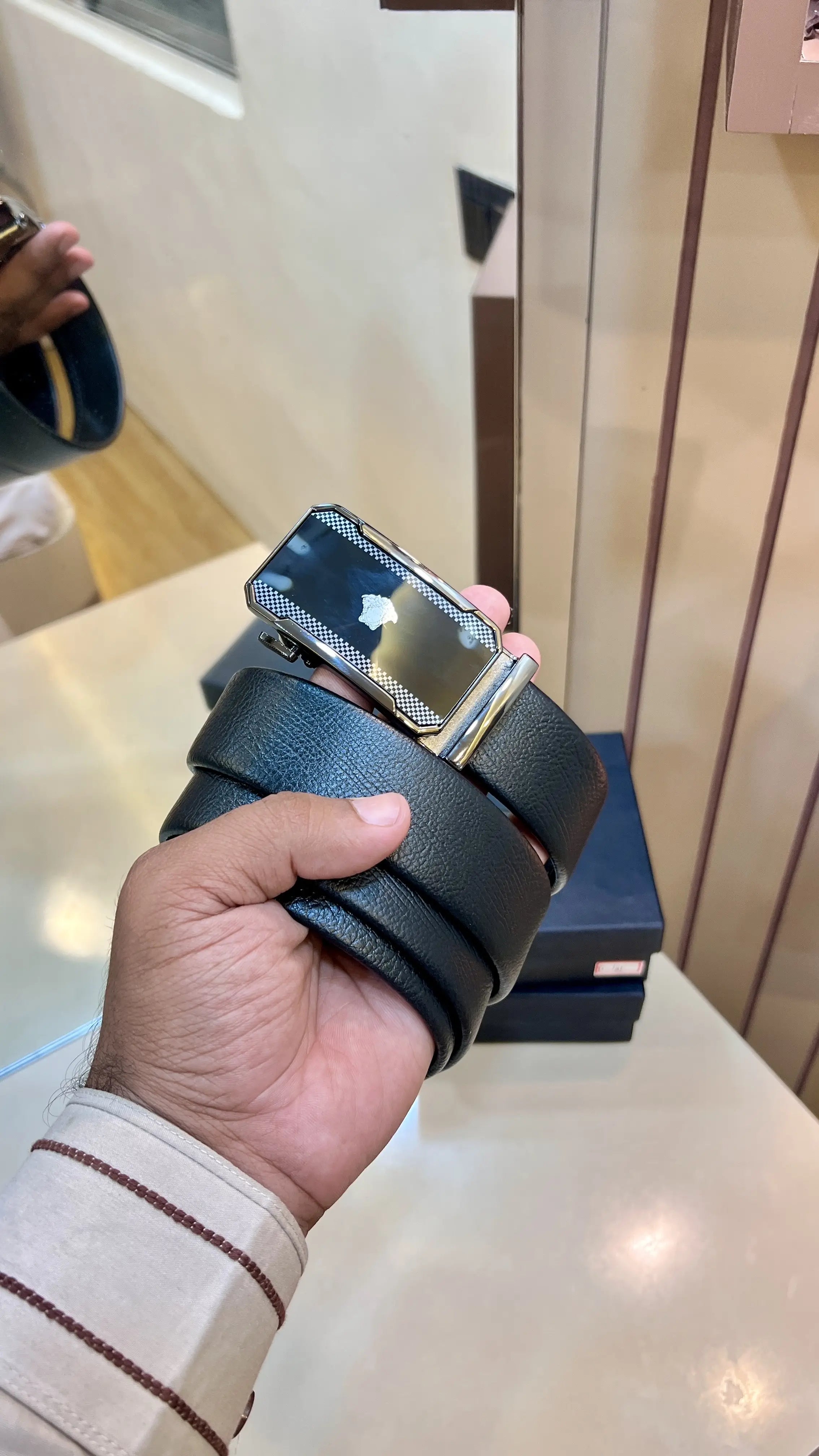 VERCASE PREMIUM QUALITY IMPORTED AUTOLOCK BELT WITH BOX