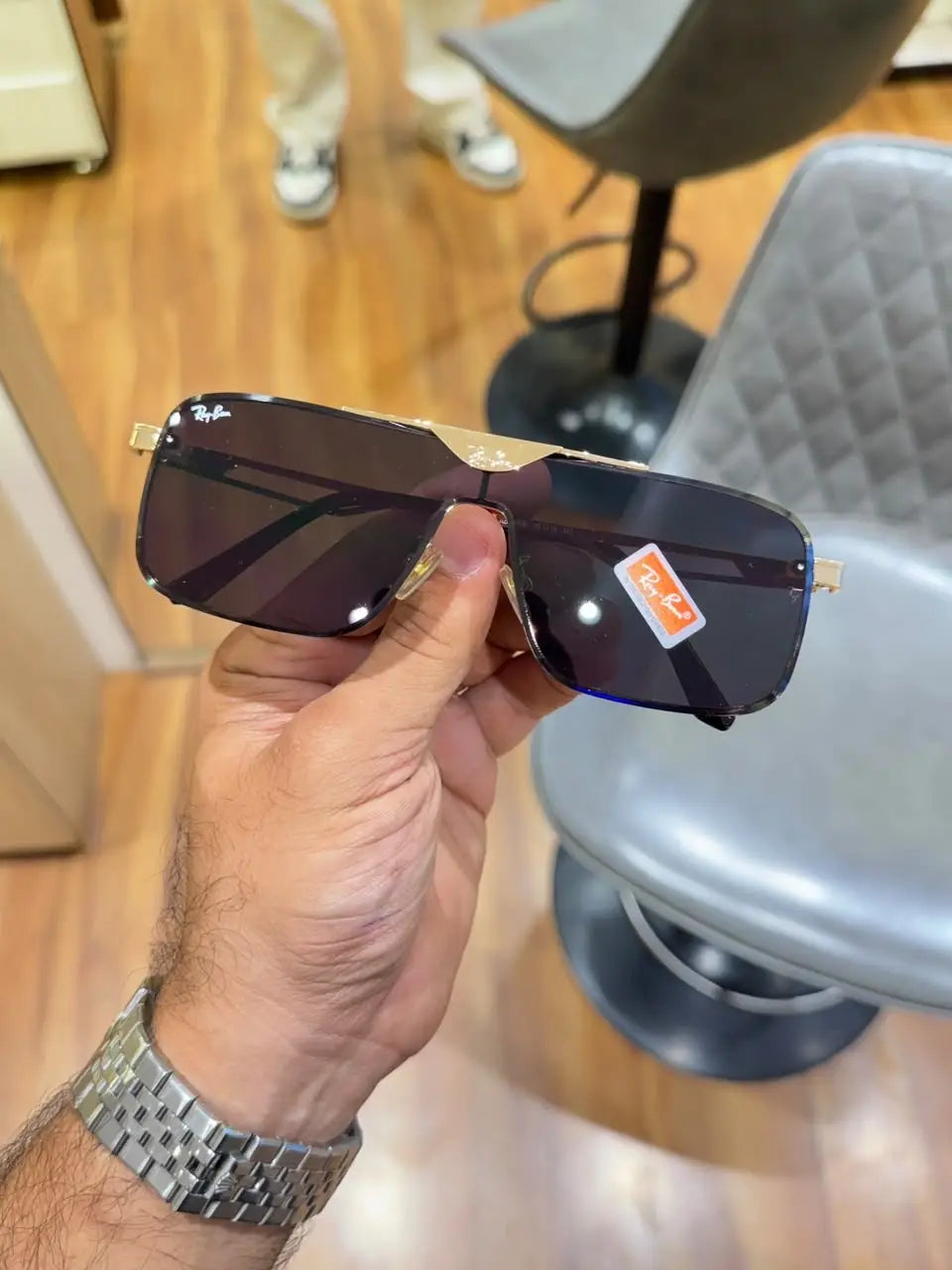 Copy Rayban 24026 gold black Secondary image