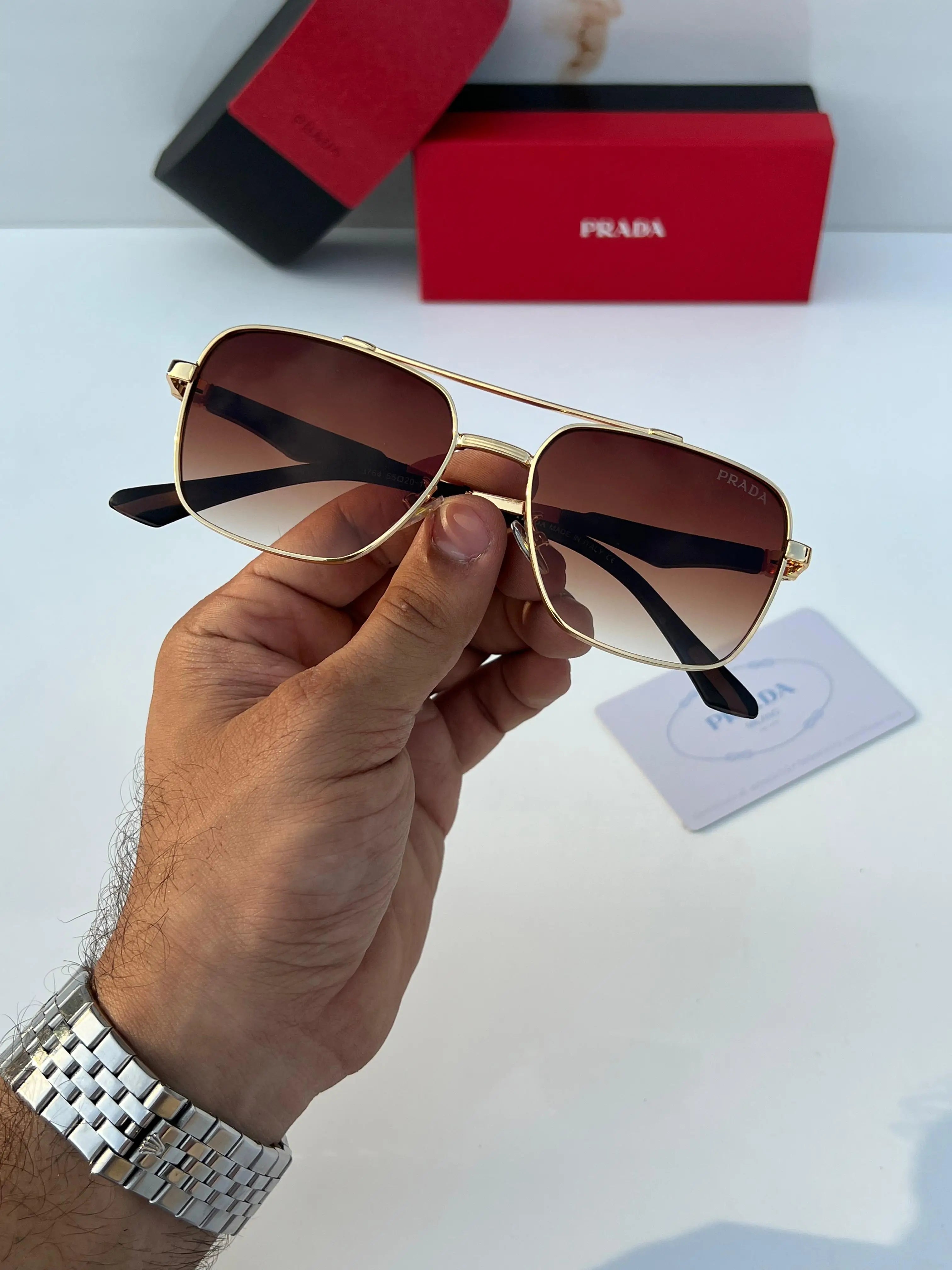 Prada_3764_gold_brown