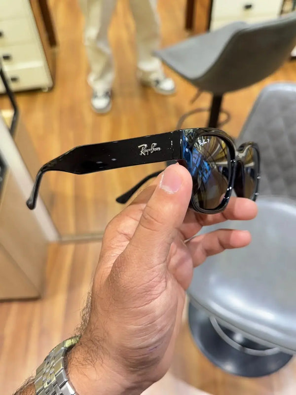 Rayban 7256 black green