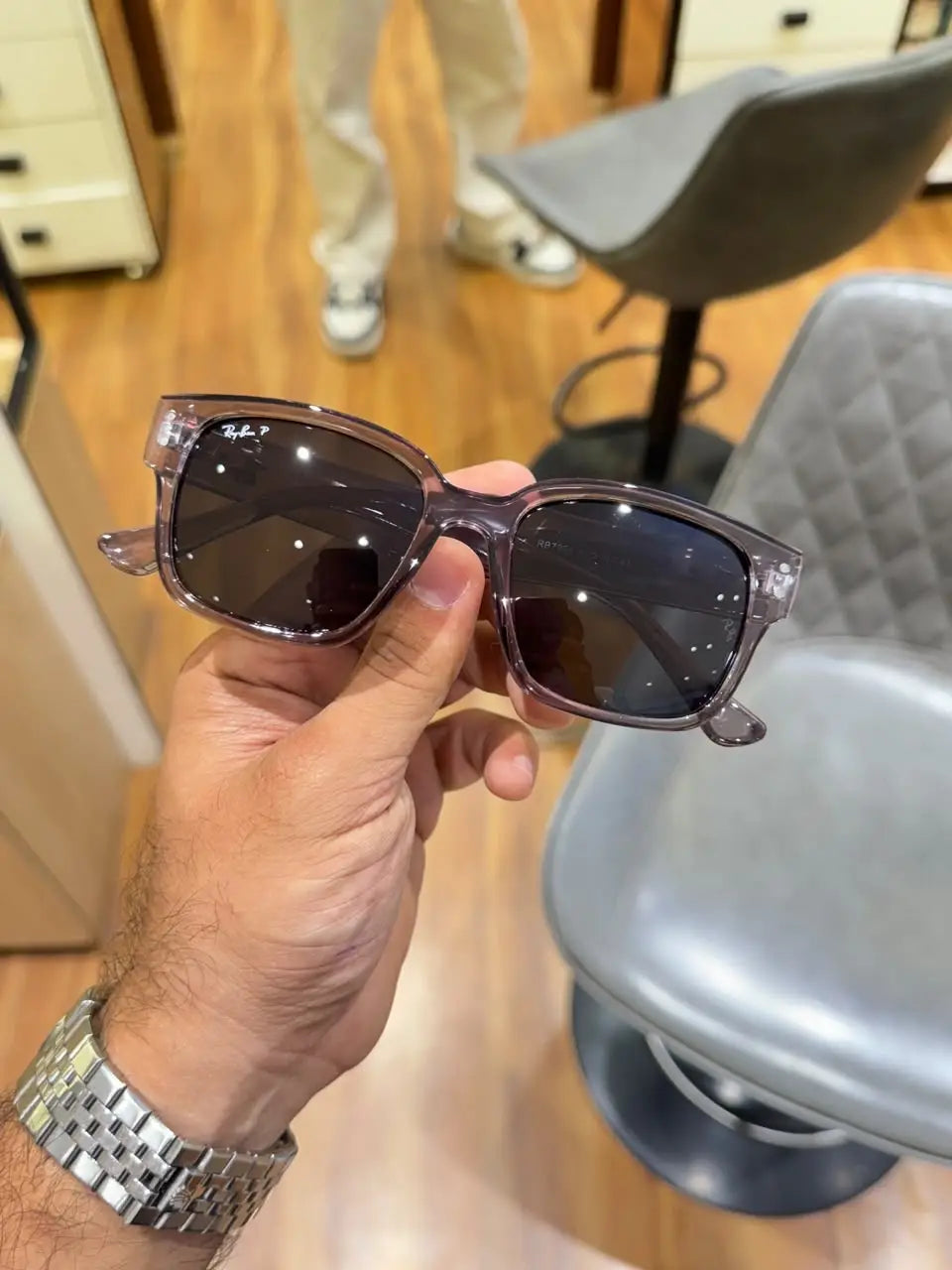 Rayban 7256 grey black Secondary image