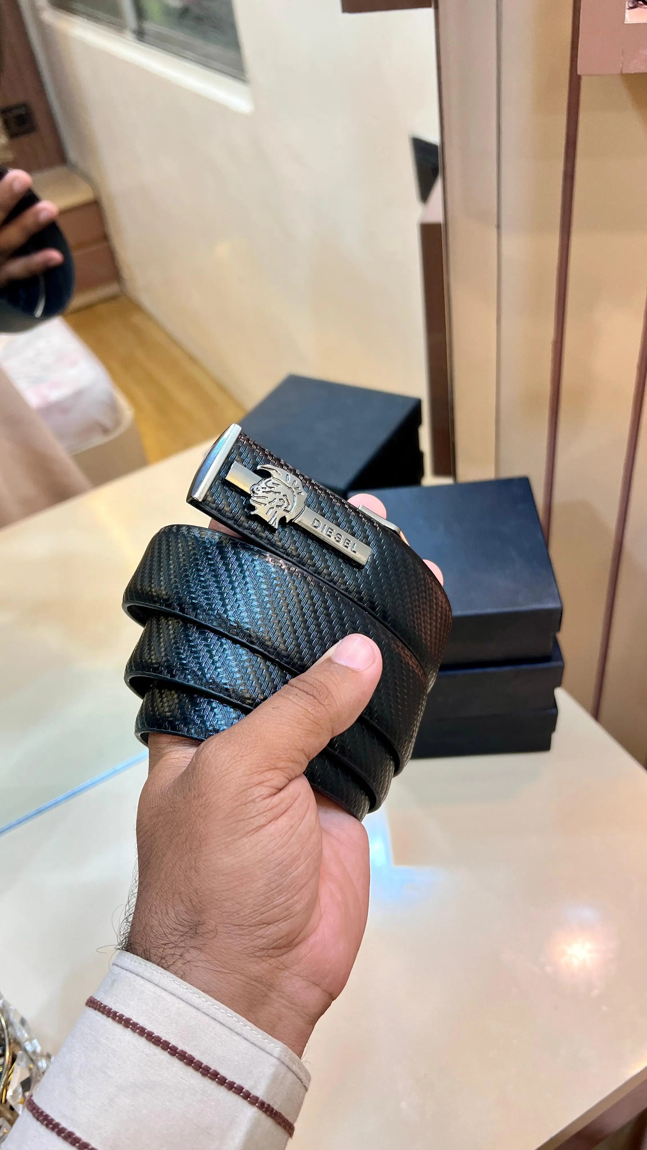 DIESEL PREMIUM QUALITY IMP REVERSEABLE BELT WITH BOX D-103 