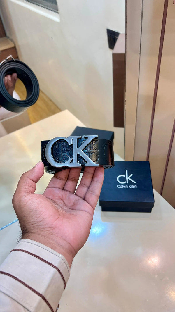 CK CALVIN KLEIN PREMIUM QUALITY EMBOSSED LEATHER BELT WITH OG BOX