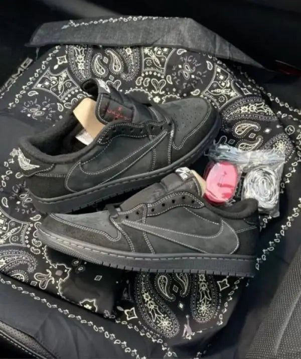 Travis Scott x Air Jordan 1 Low Black Phantom Surplus Semi UA