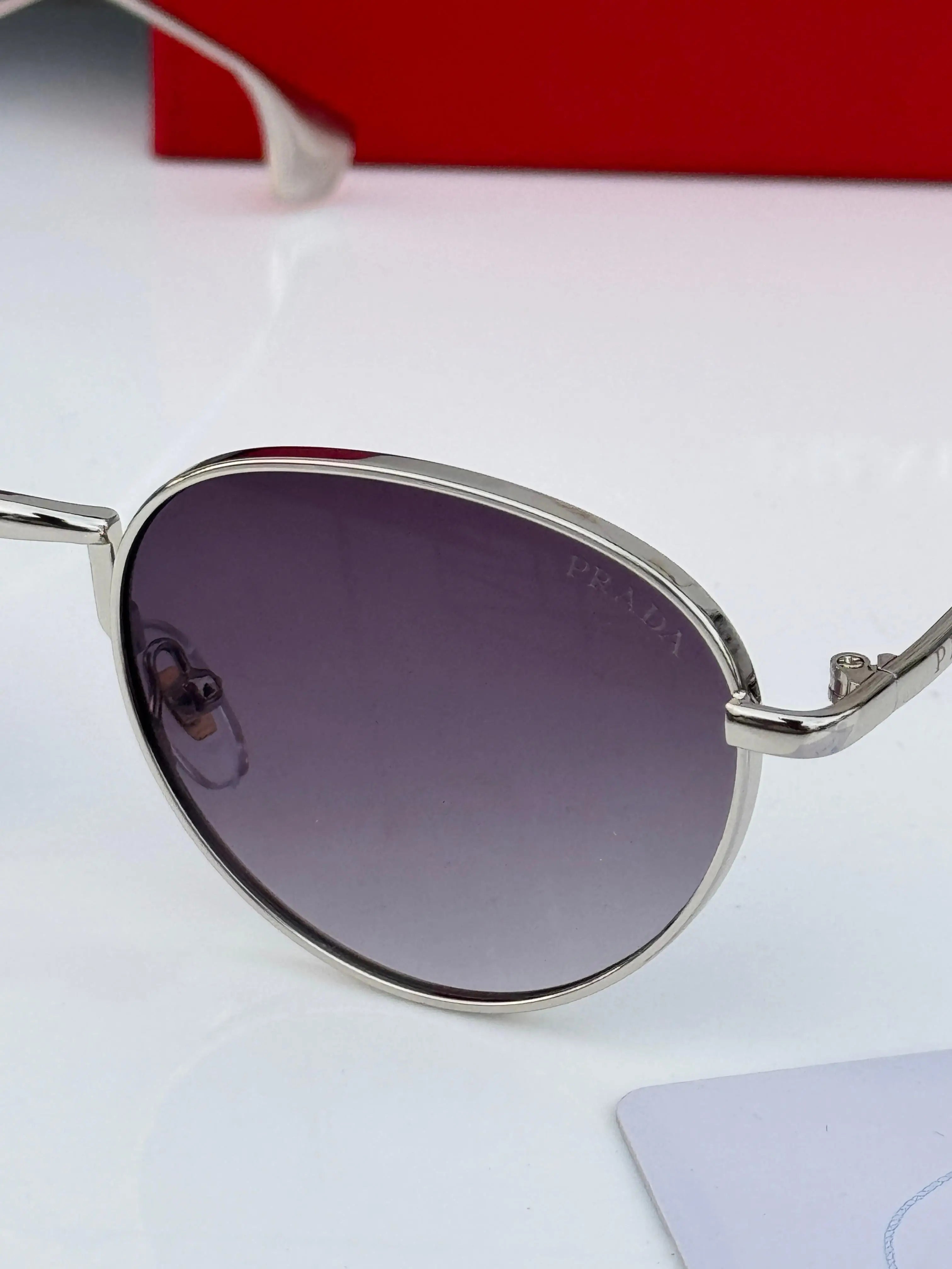 Prada_1396_silver_black