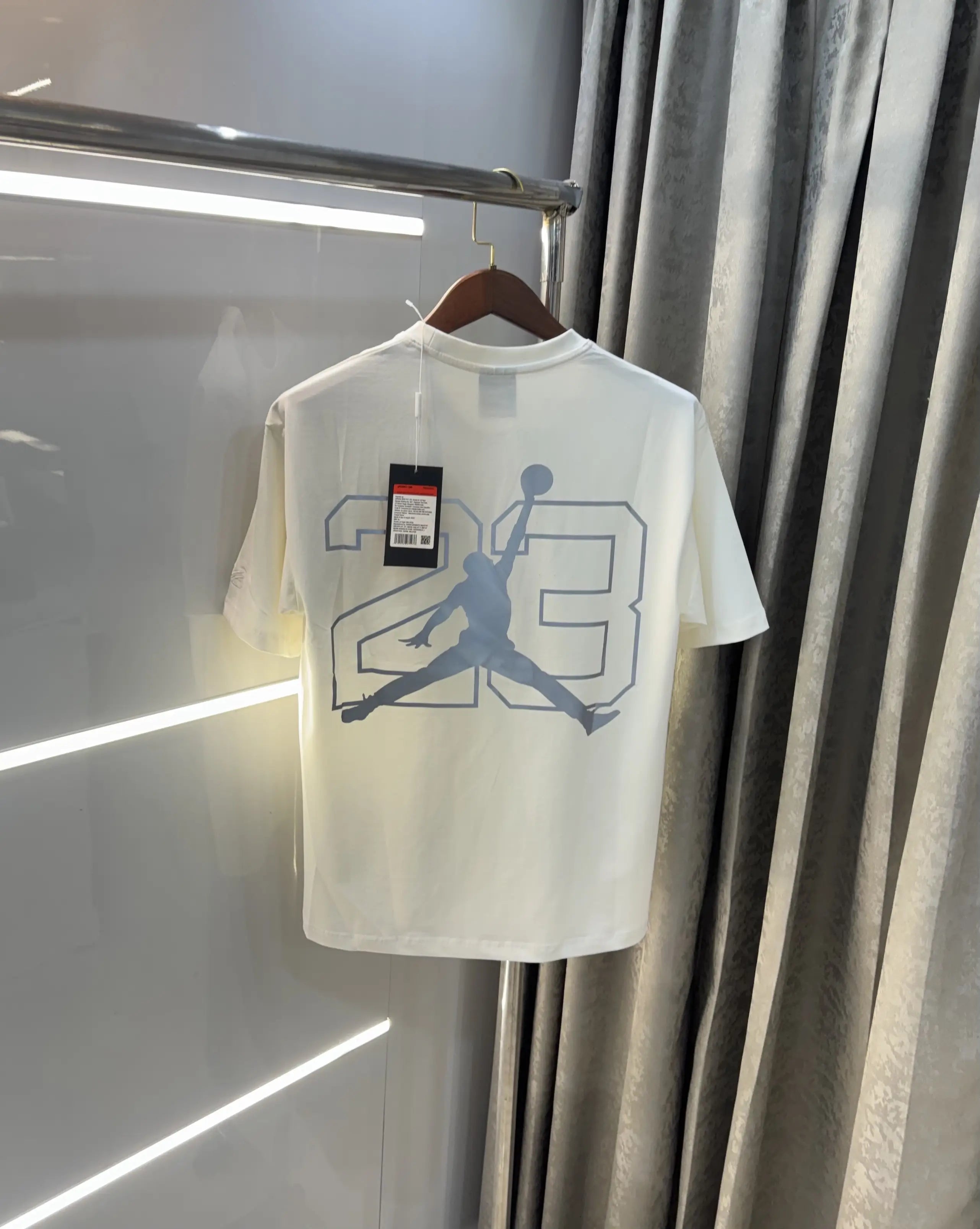 Air Jordan White Reflective Logo Print Imported Oversized T-Shirt Main image