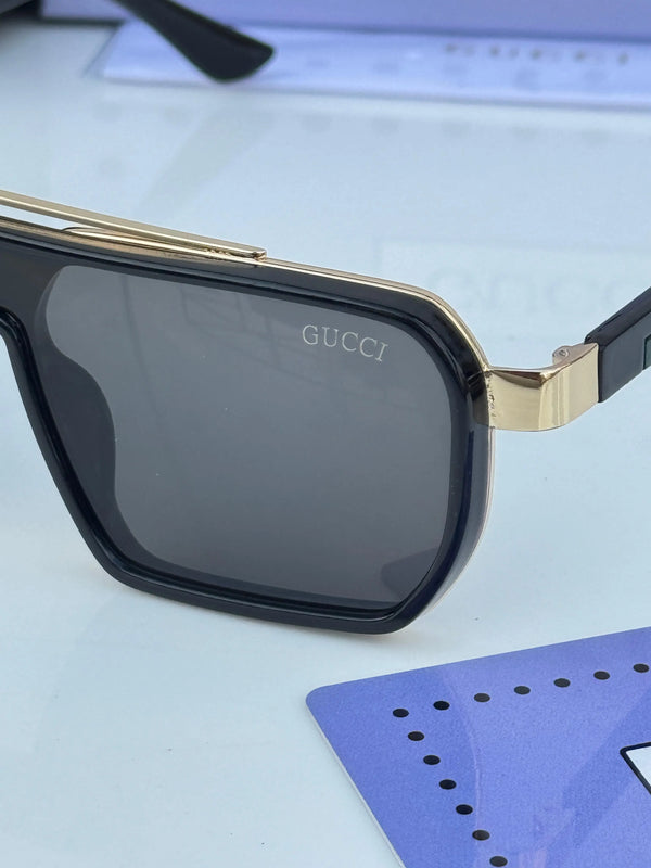 Gucci_9125_gold_black