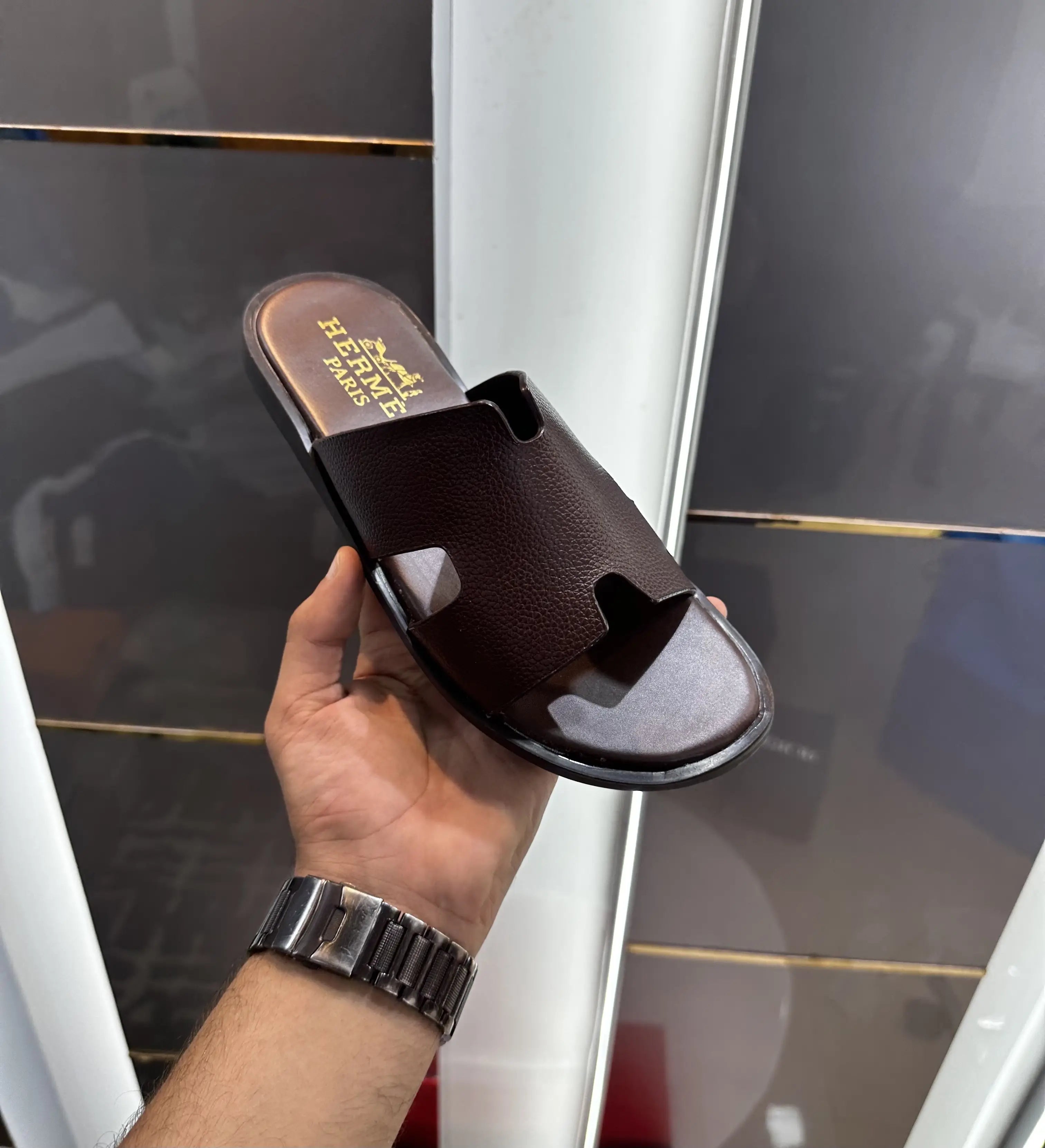 Herms_Brown Premium Leather Slide Secondary image