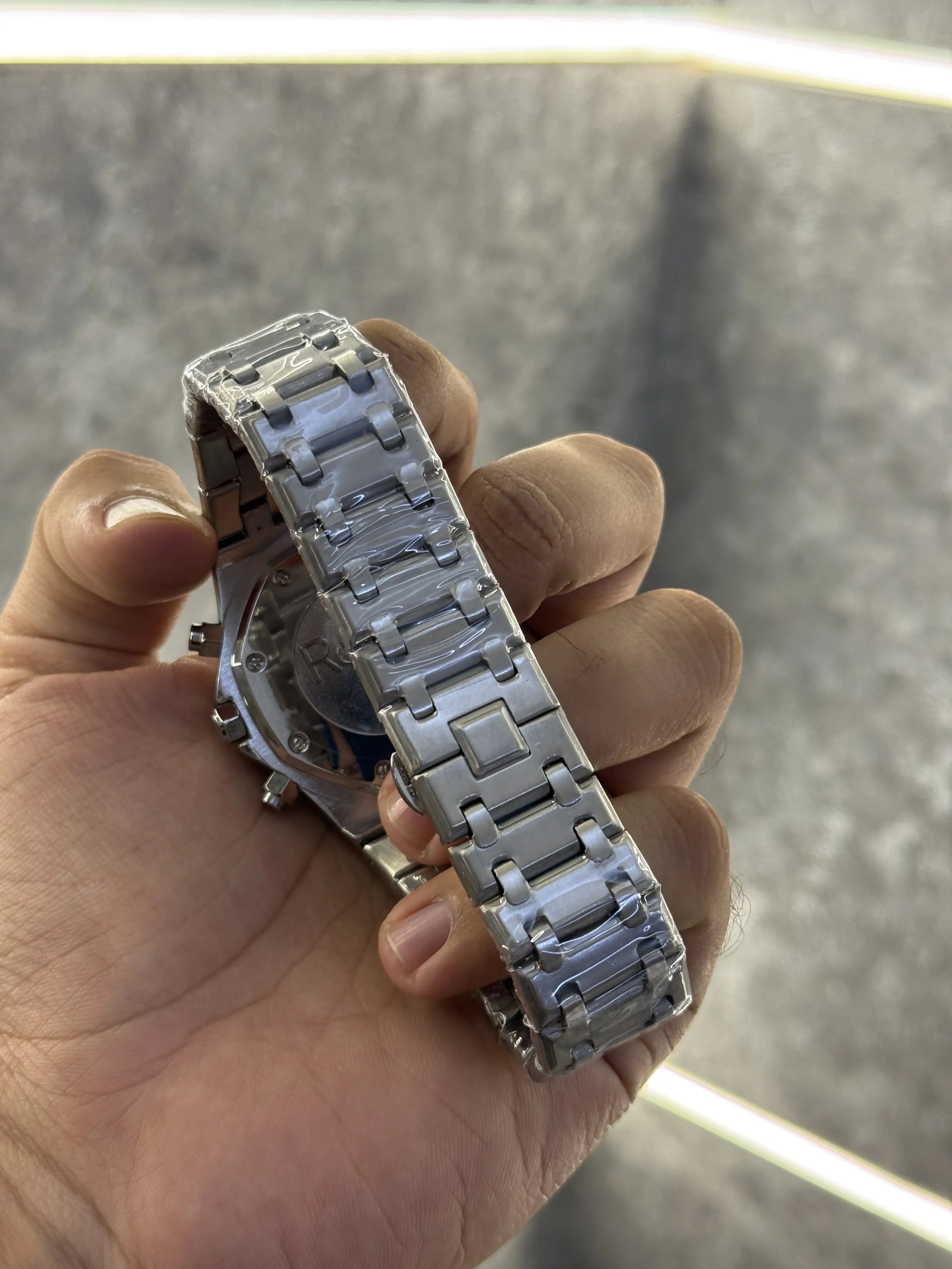 Audemars Piguet Royal Oak Silver White Chronograph Working 047