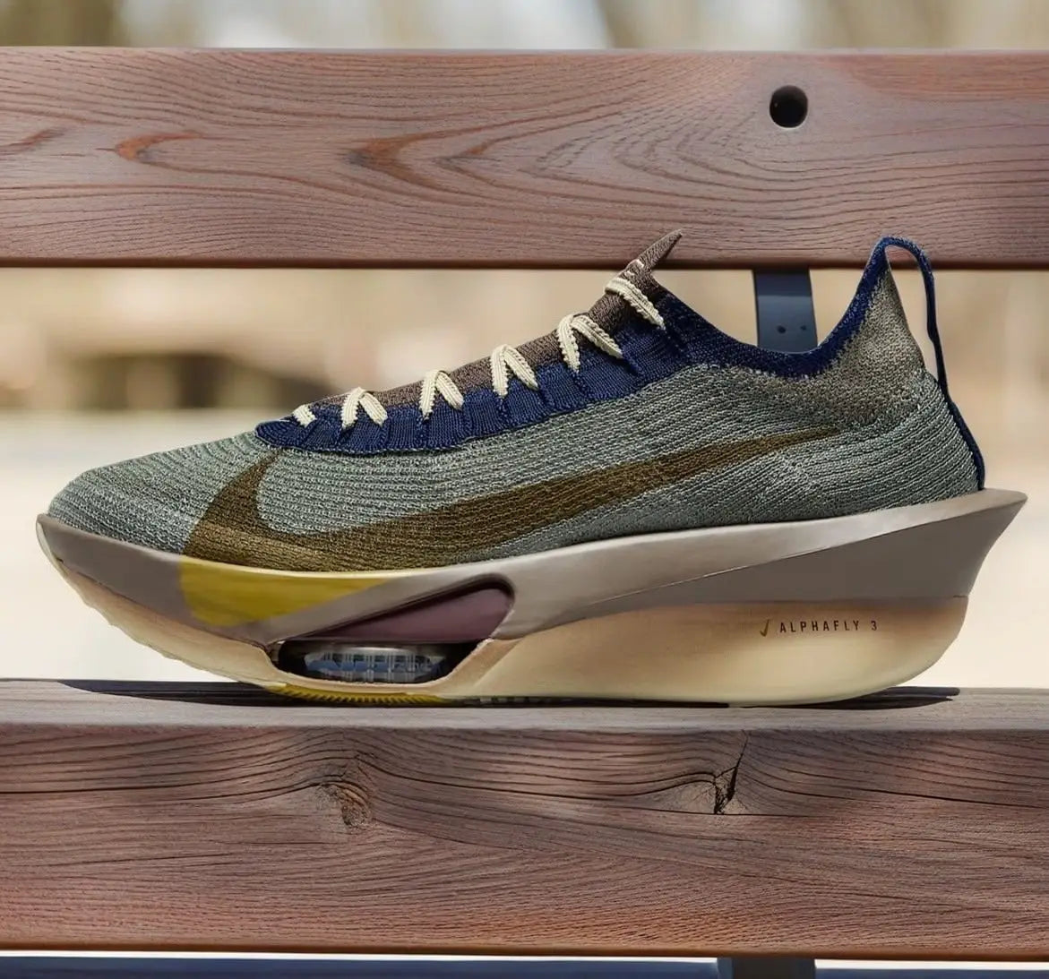 Nike_Alphafly 3 Premium Army Desert Moss Secondary image