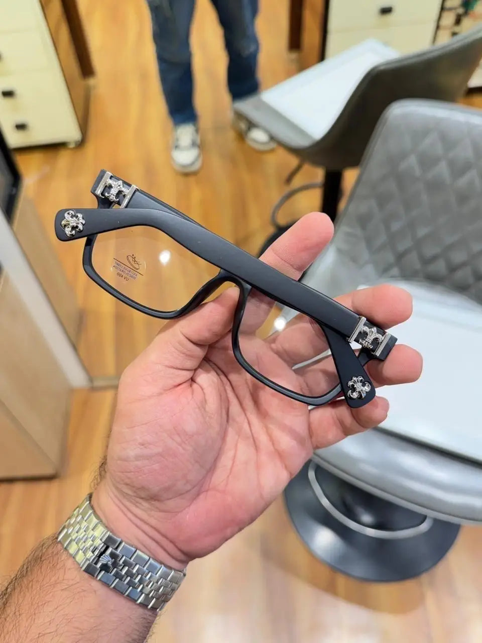 Chrome_heart_2270_black_plano