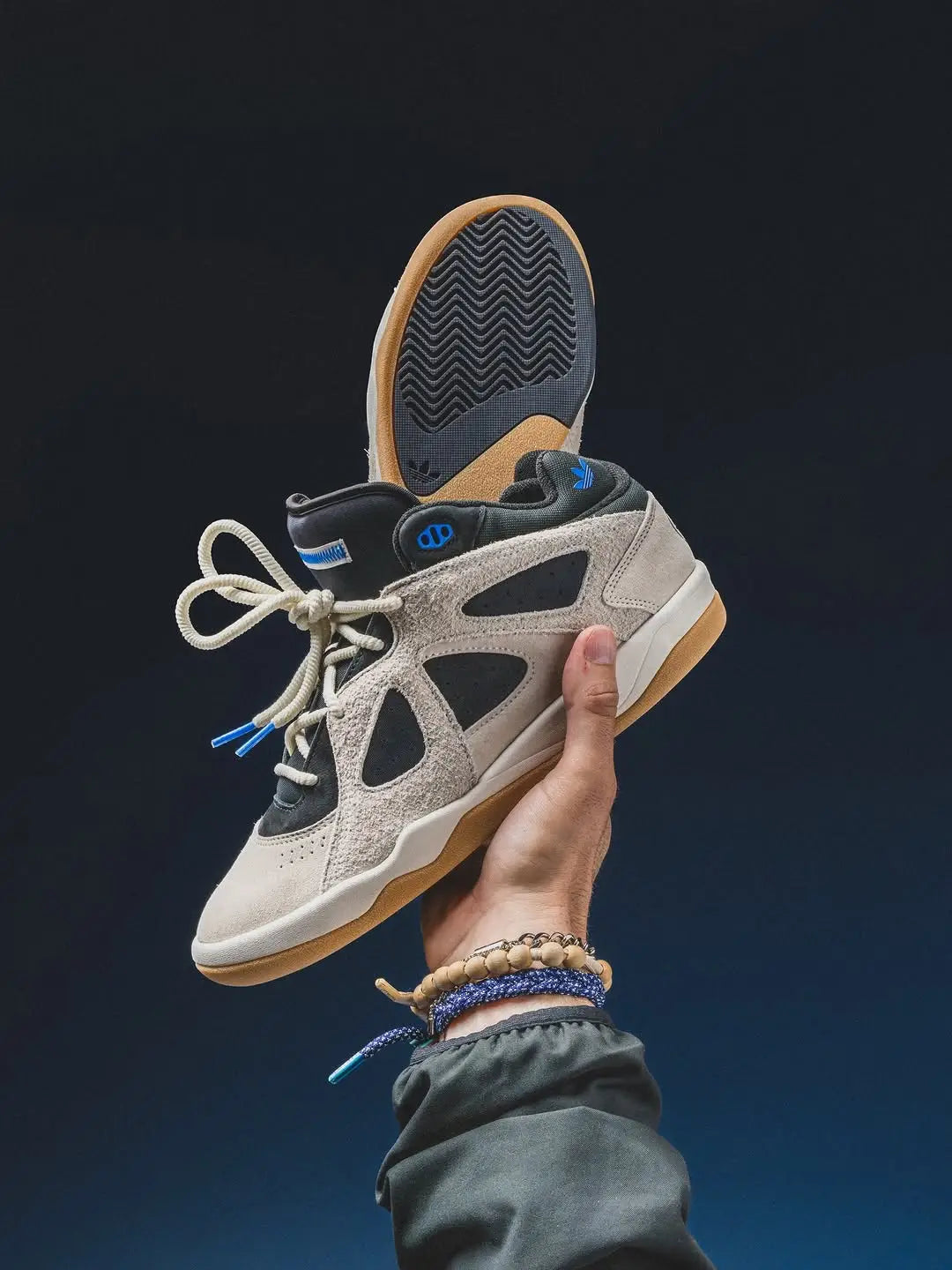 Adidass Badbo 1.0 Bad Bunny Rise (407 Main image