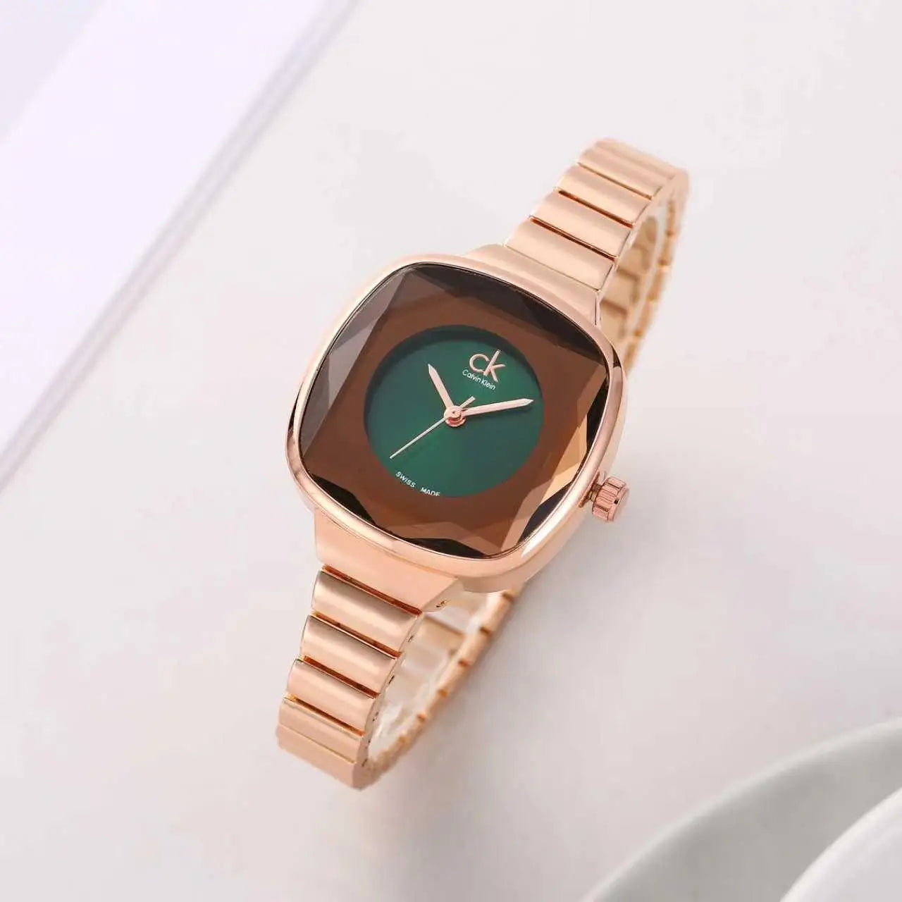 Calvin Klei n Women s Rose Green