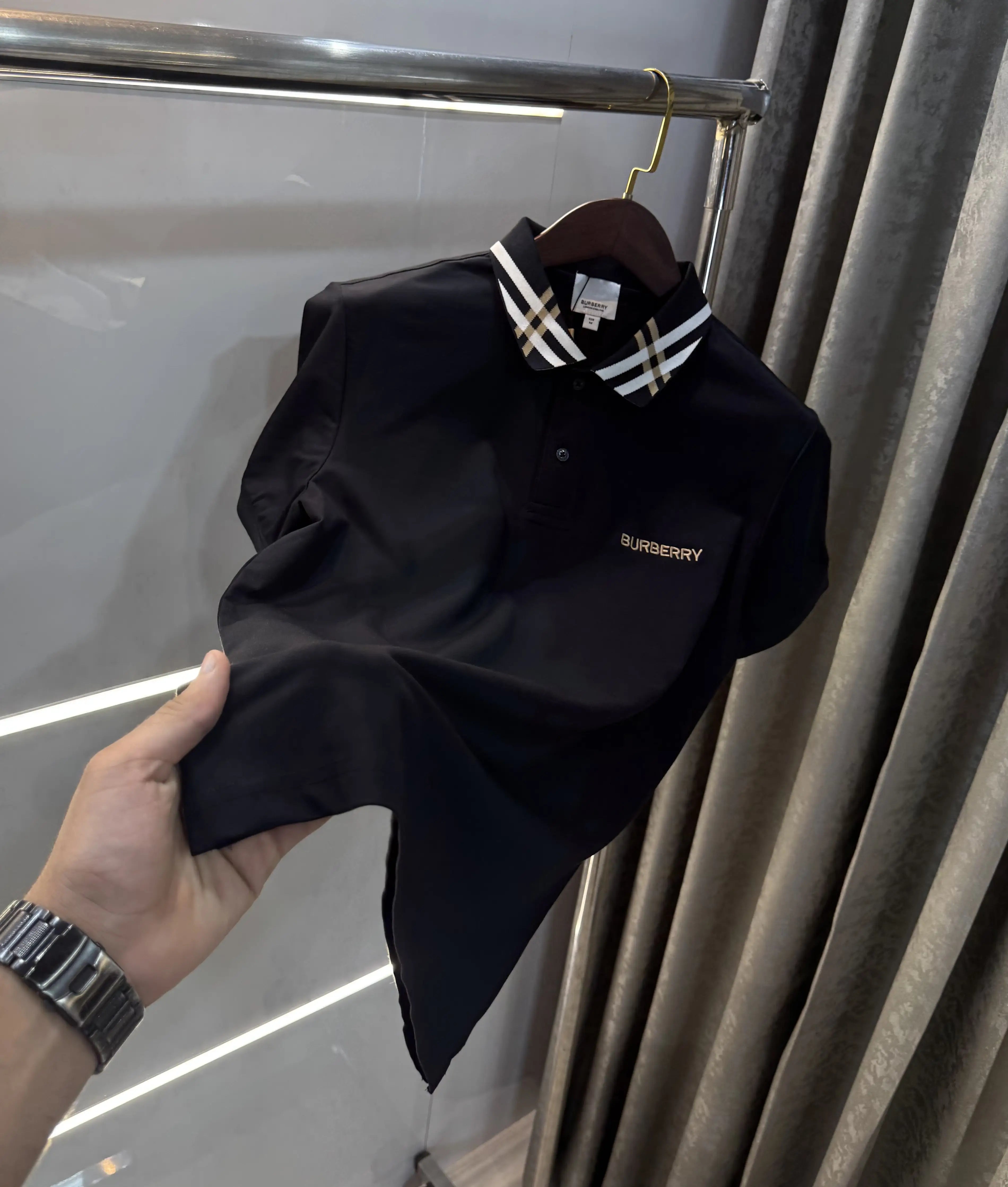 Burberr y Black Imported Polo T-Shirt Secondary image