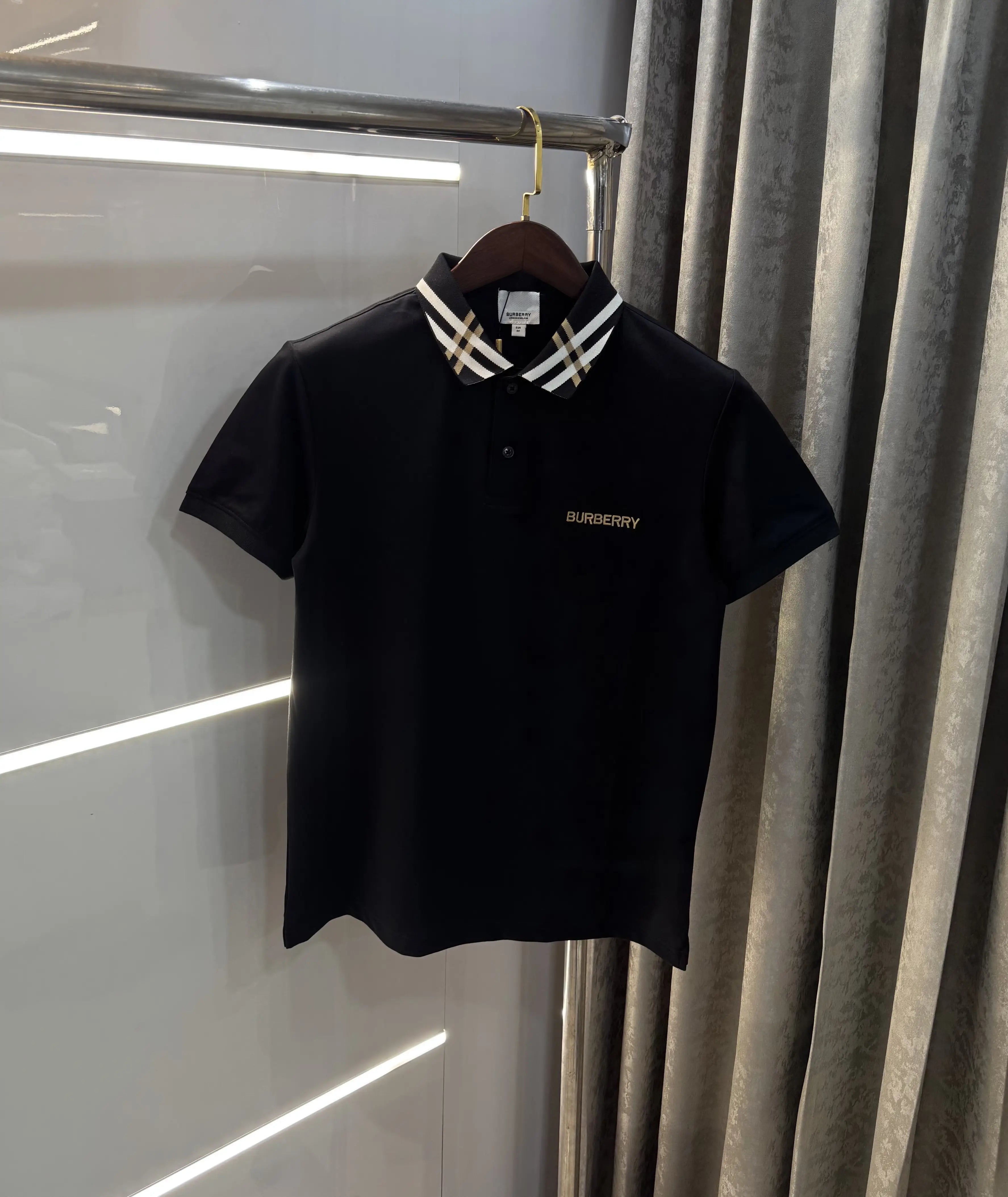 Burberr y Black Imported Polo T-Shirt Main image