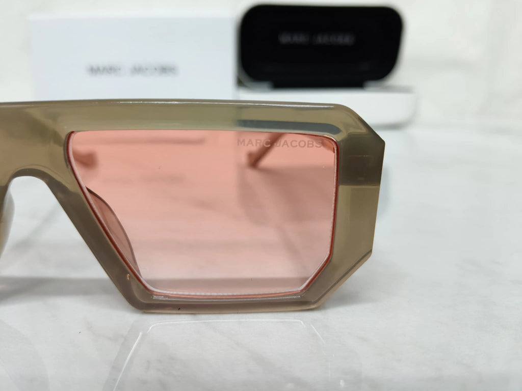 MARC JACOBS GREY PINK