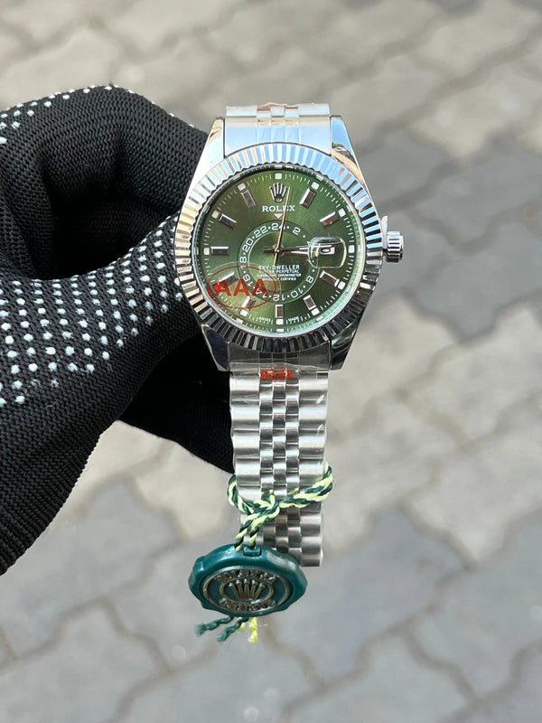 Role_-x.. Sky Dweller Silver Green