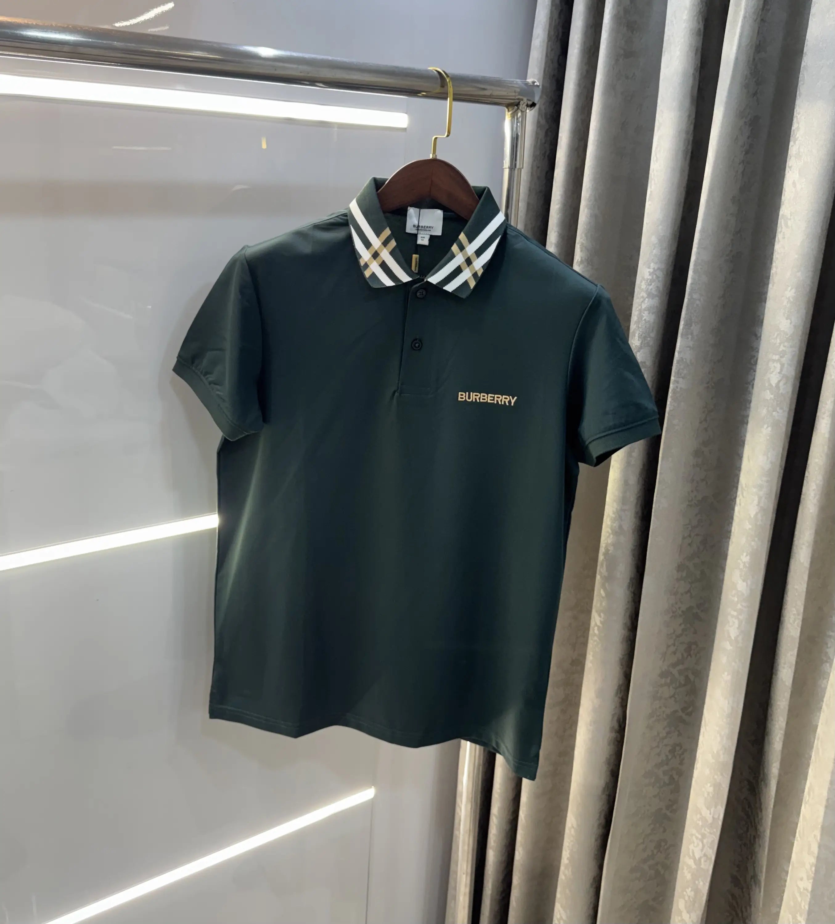Burberr y Bottle Green Imported Polo T-Shirt Main image