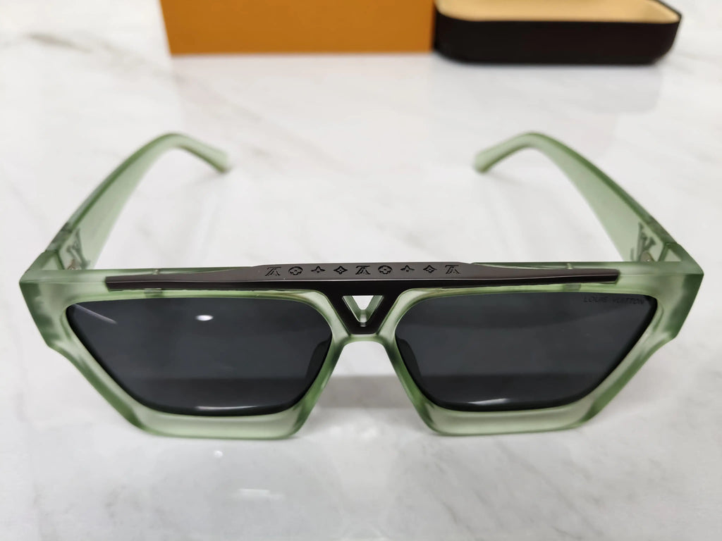 LOUIS VUITTON 1502 FROSTED MINT GREEN