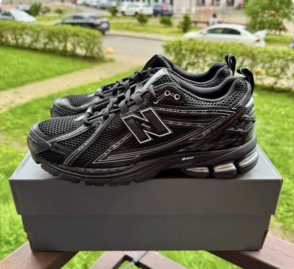 New_Balance 1906R Sleek Black
