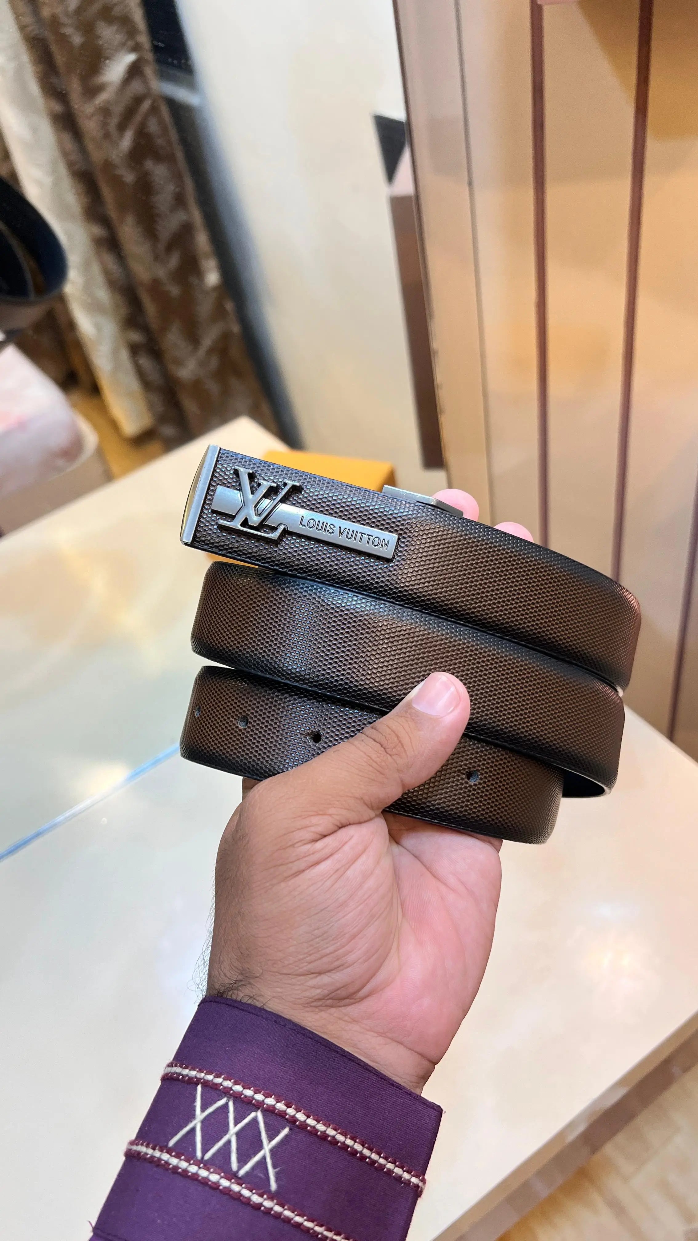 LOUIS VUITTON PREMIUM QUALITY IMP BELT WITH OG BOX