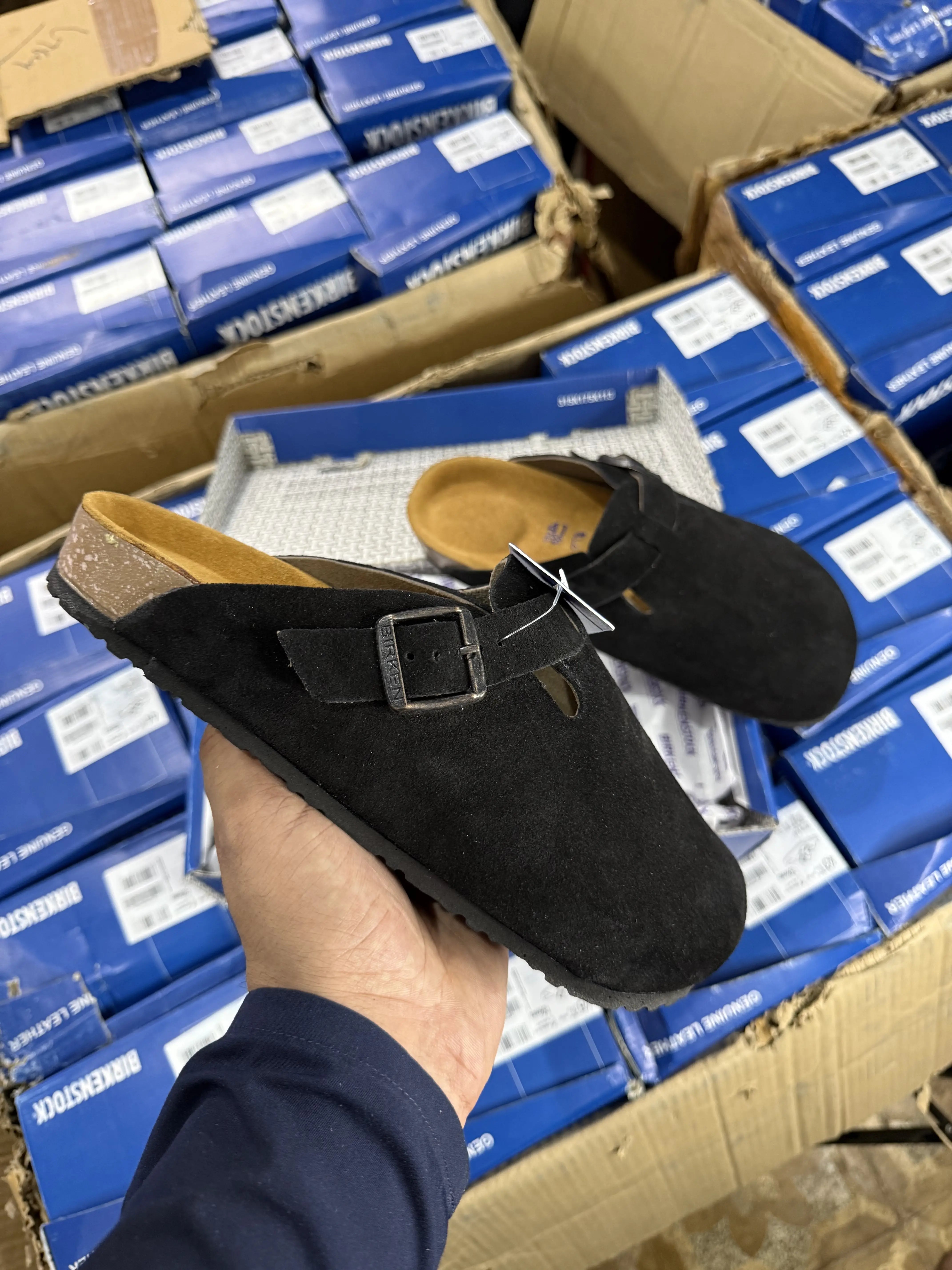 BIRKENSTOCK BOSTON BLACK SUEDE Main image