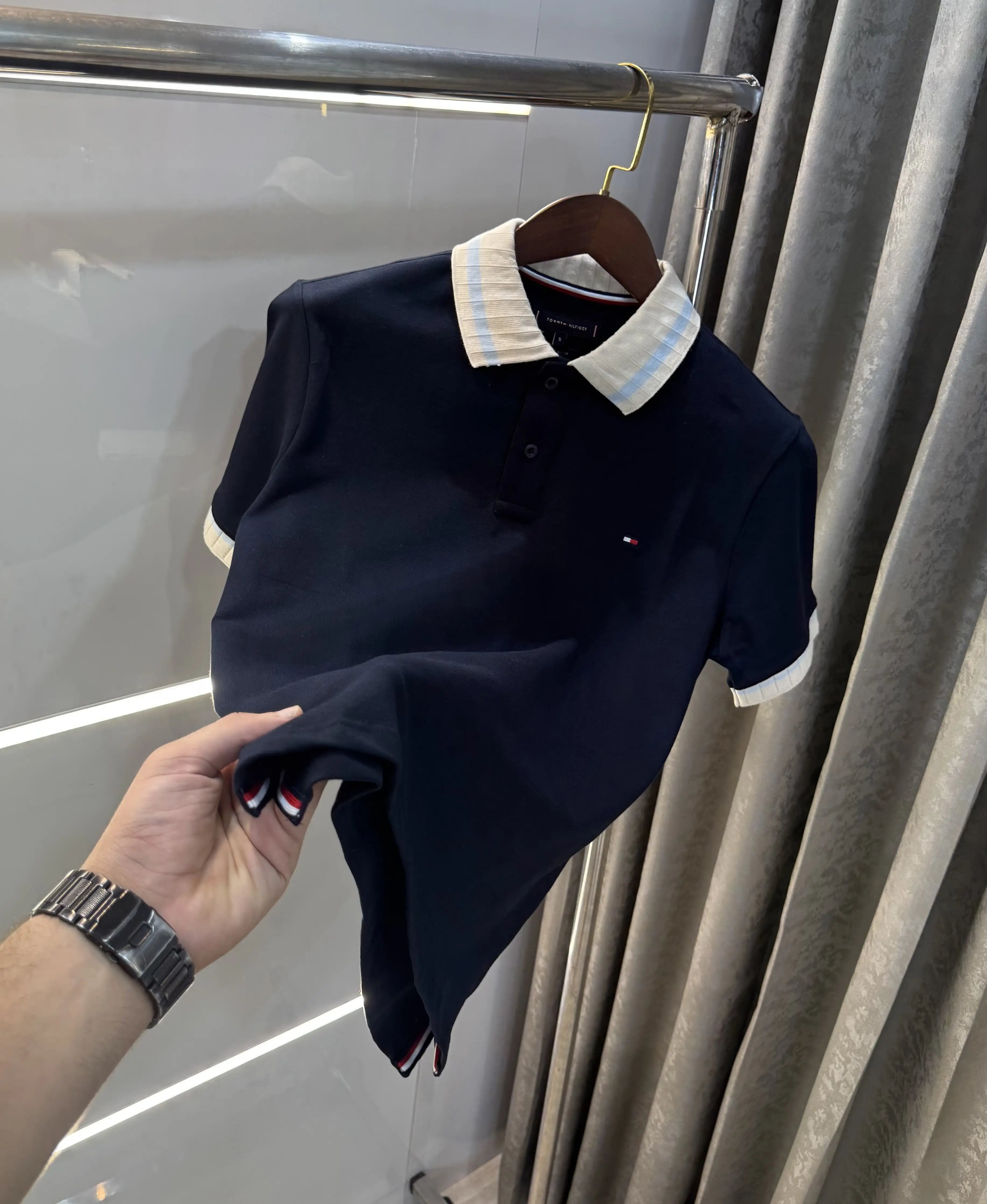 Tomm y Hilfiger Navy Blue Premium Polo T-shirt Secondary image