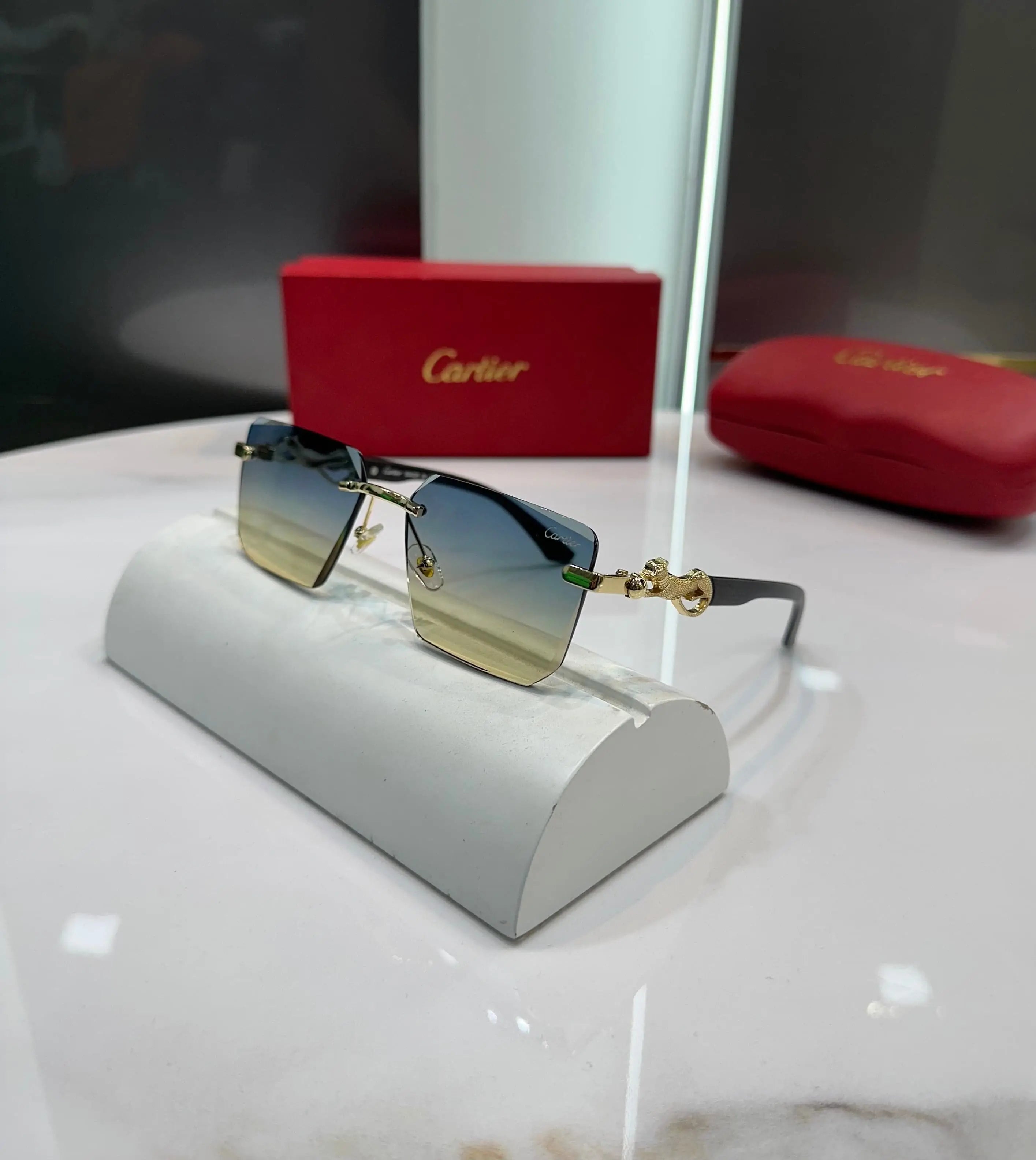 Cartie r Gold Multi Premium Shades 002