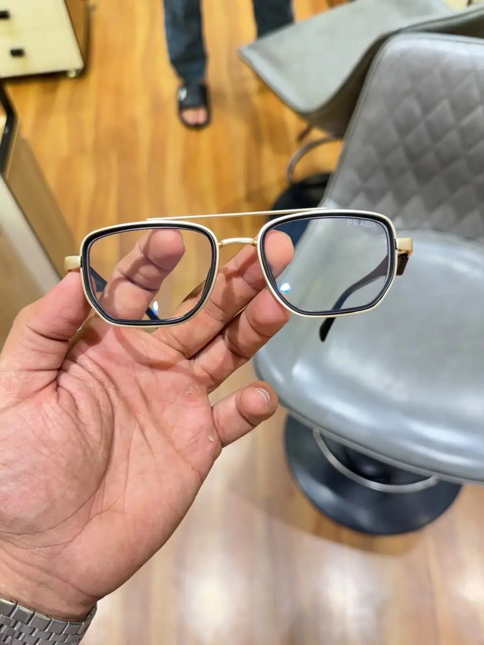 Prada 7384 gold plano