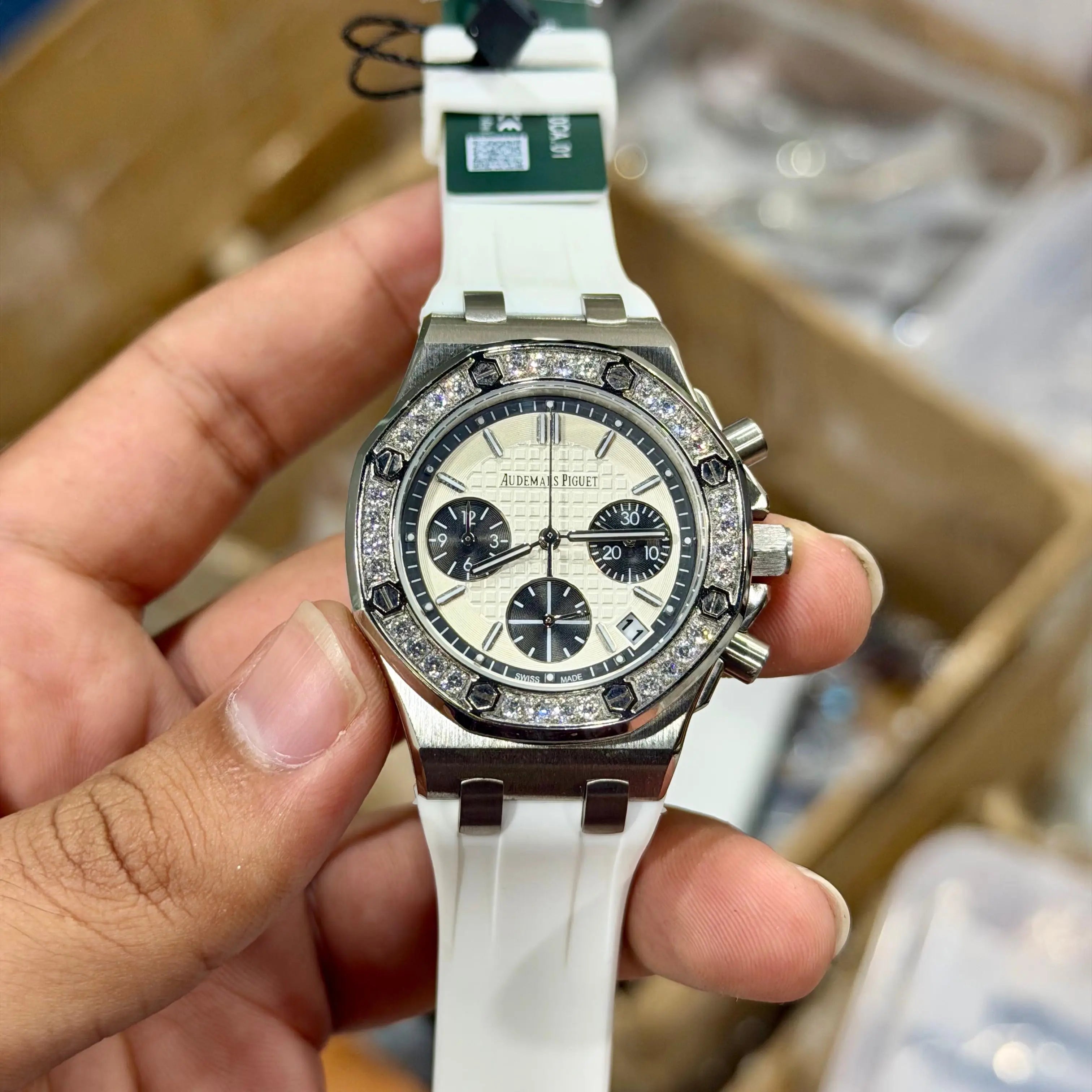 Audemars Piguet Royal Oak Diamond Studd Quartz Unisex Watch Main image