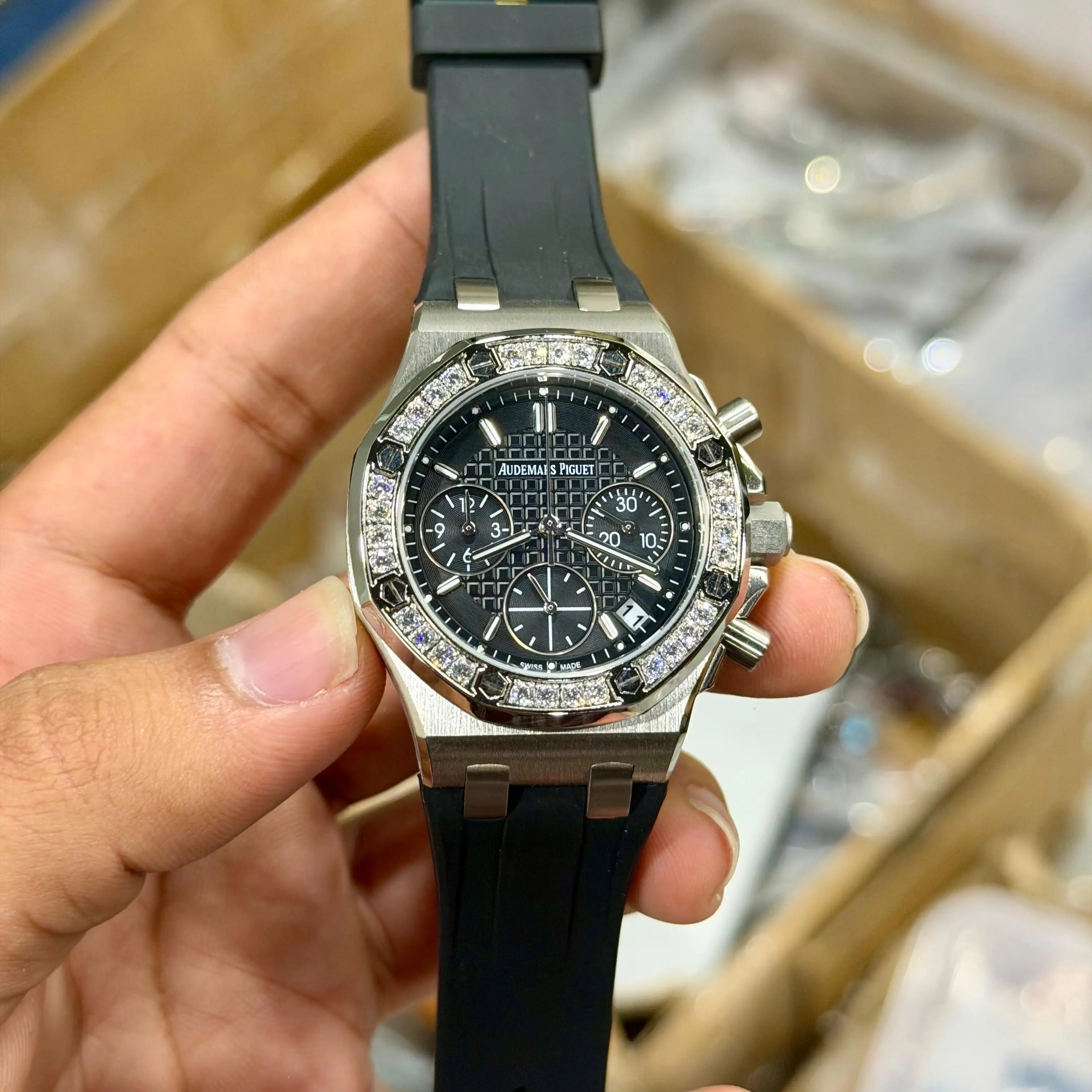Audemars Piguet Royal Oak Diamond Studd Quartz Unisex Watch Main image