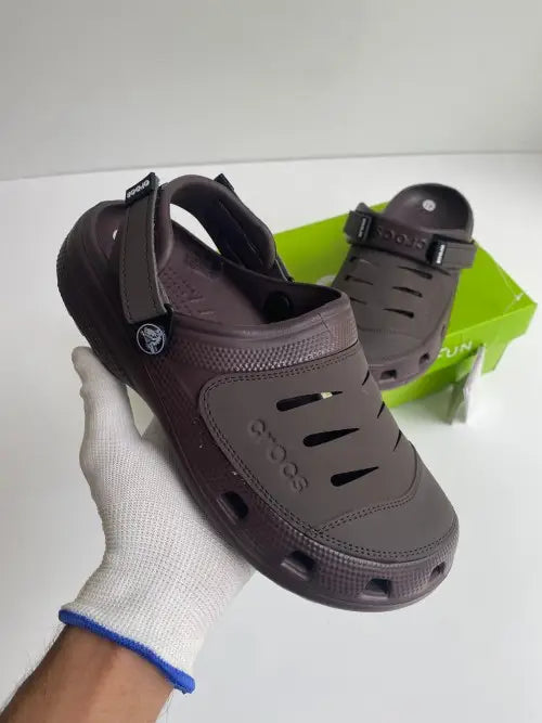Crocs Yukon Vista Deep Brown Main image