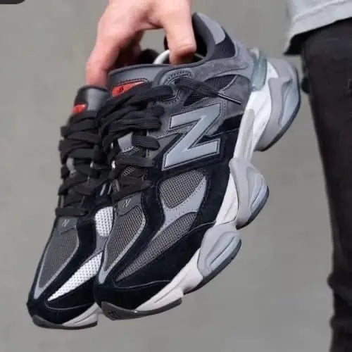 NEW BALANCE 9060 CASTLEROCK BLACK WITH KEYCHAIN