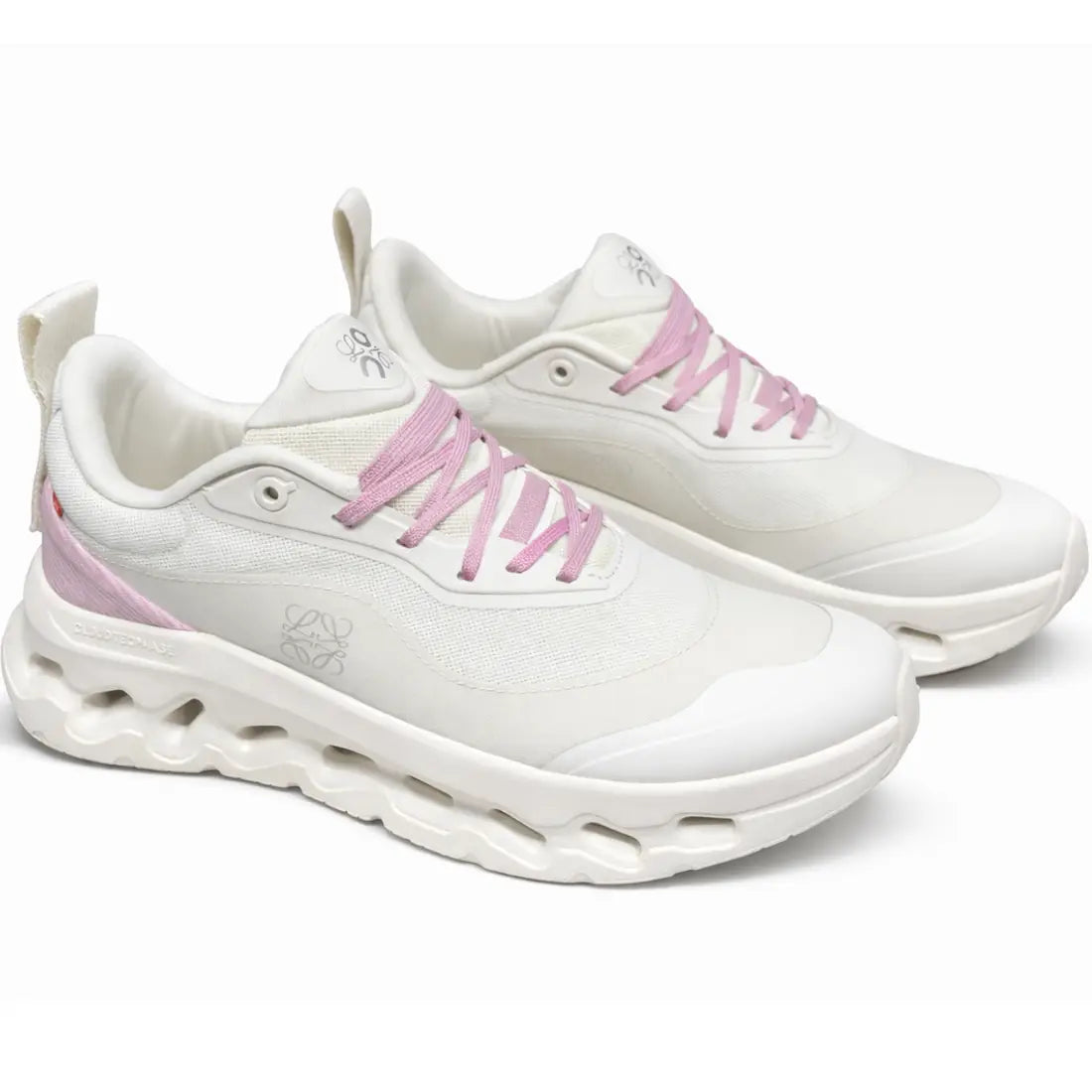 ON RUNNING CLOUDTILT X LOEWE WHITE/PINK Main image