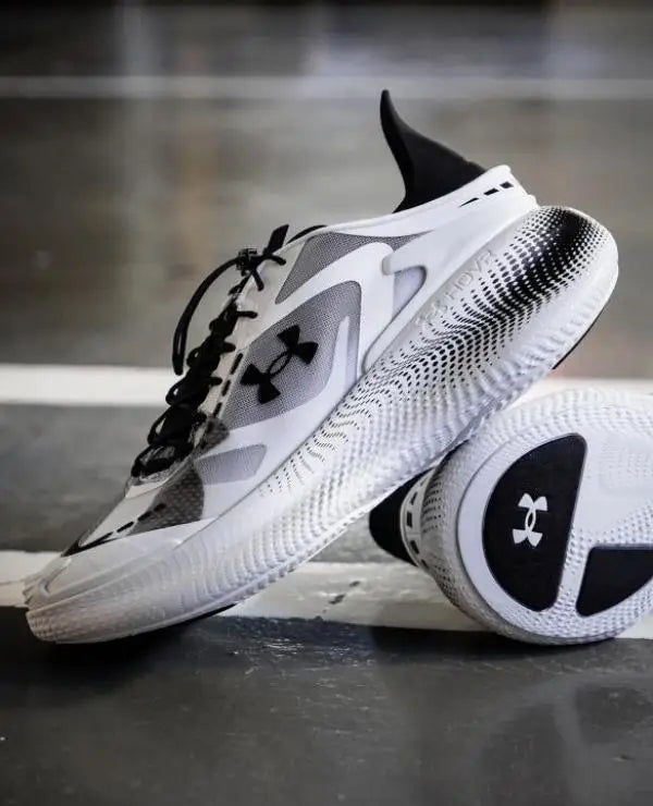 Unde r Armou r Echo Slipspeed white black