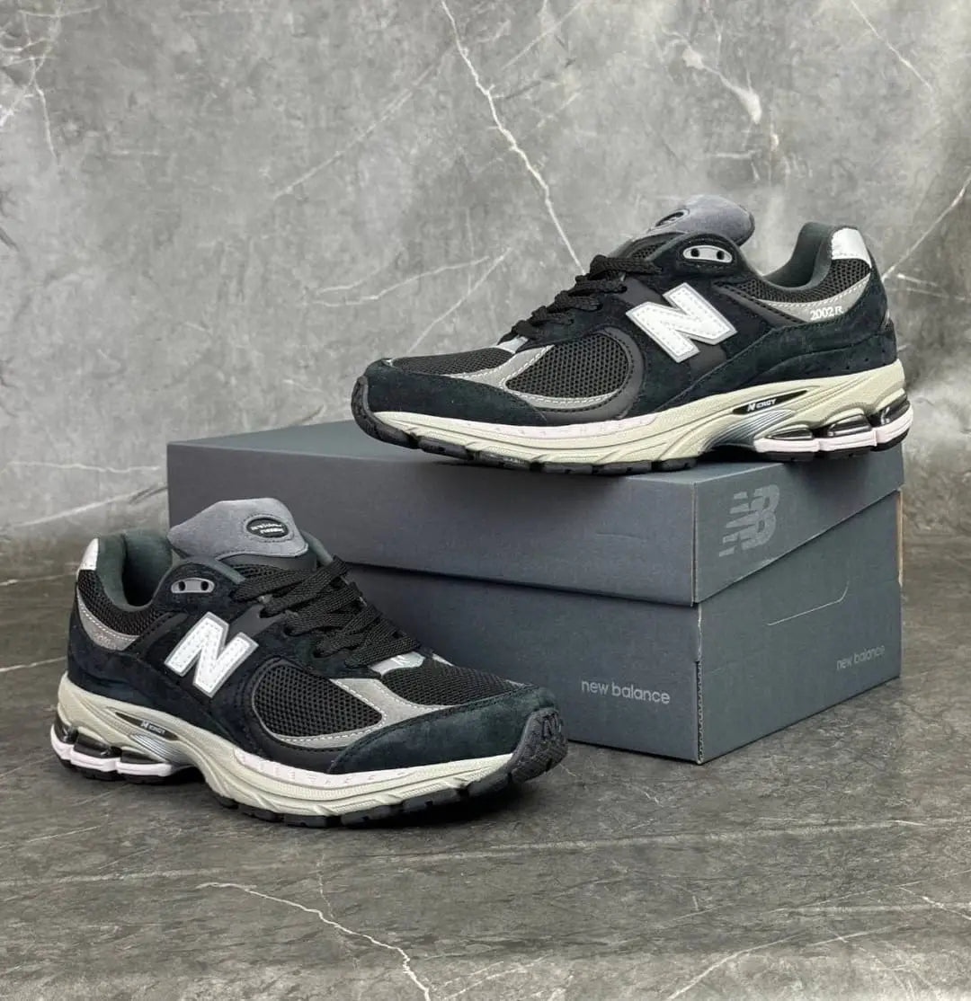 New_Balance 2002R Black Protection Pack