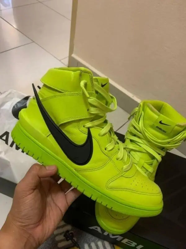 Nik e Ambush Dunk High Volt Green