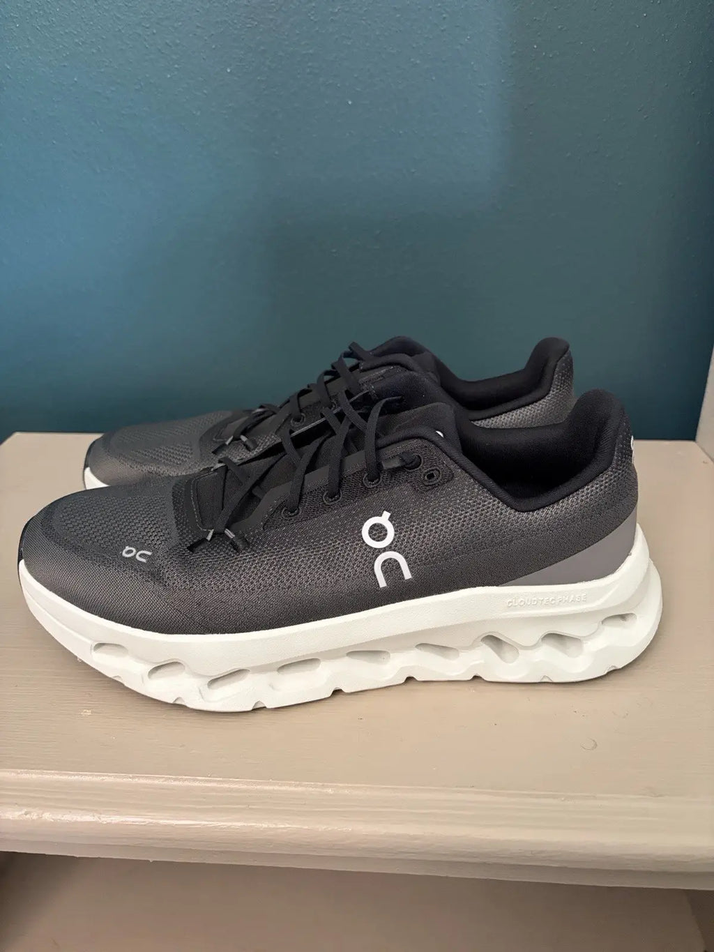 On Cloud Running Tilt Black Asphalt