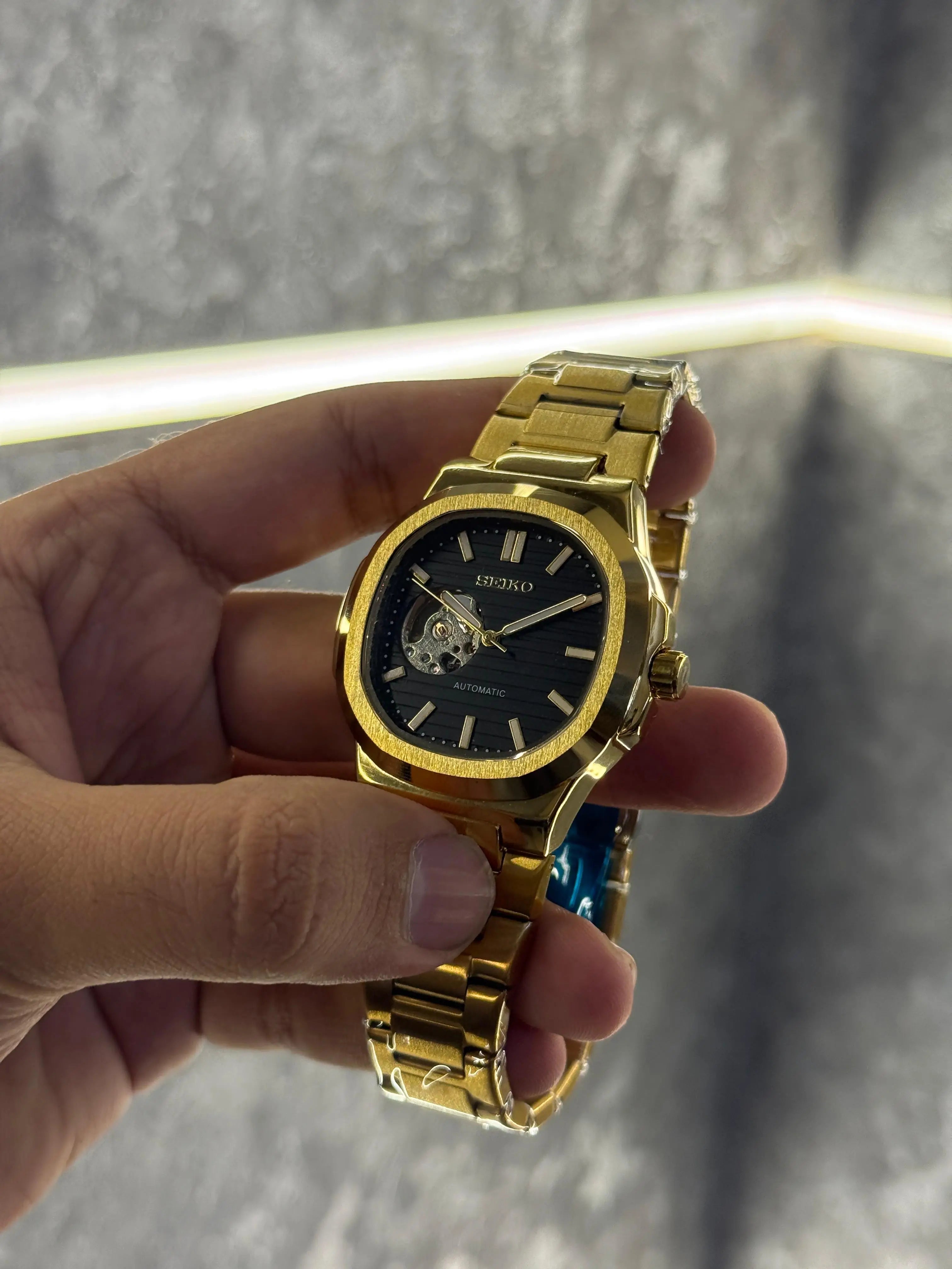 Seiko Nautilus Open heart Automatic Premium 037 Main image