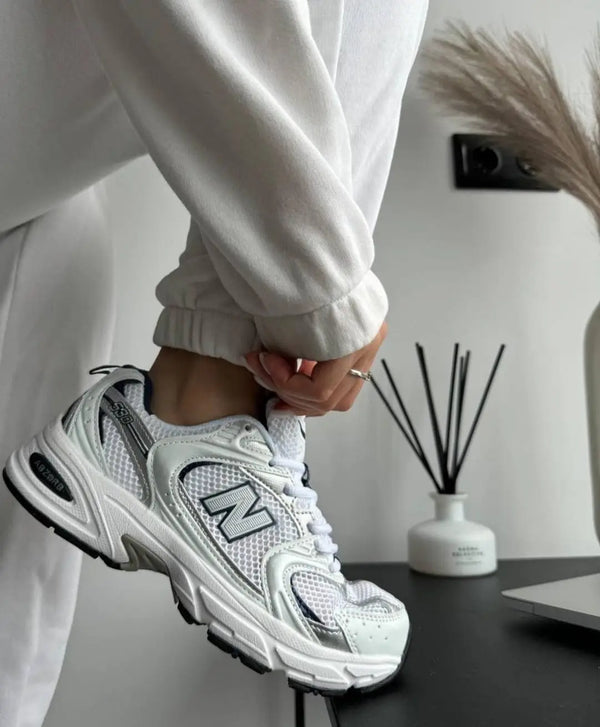 New Balance 530 WHITE NAVY Women's
