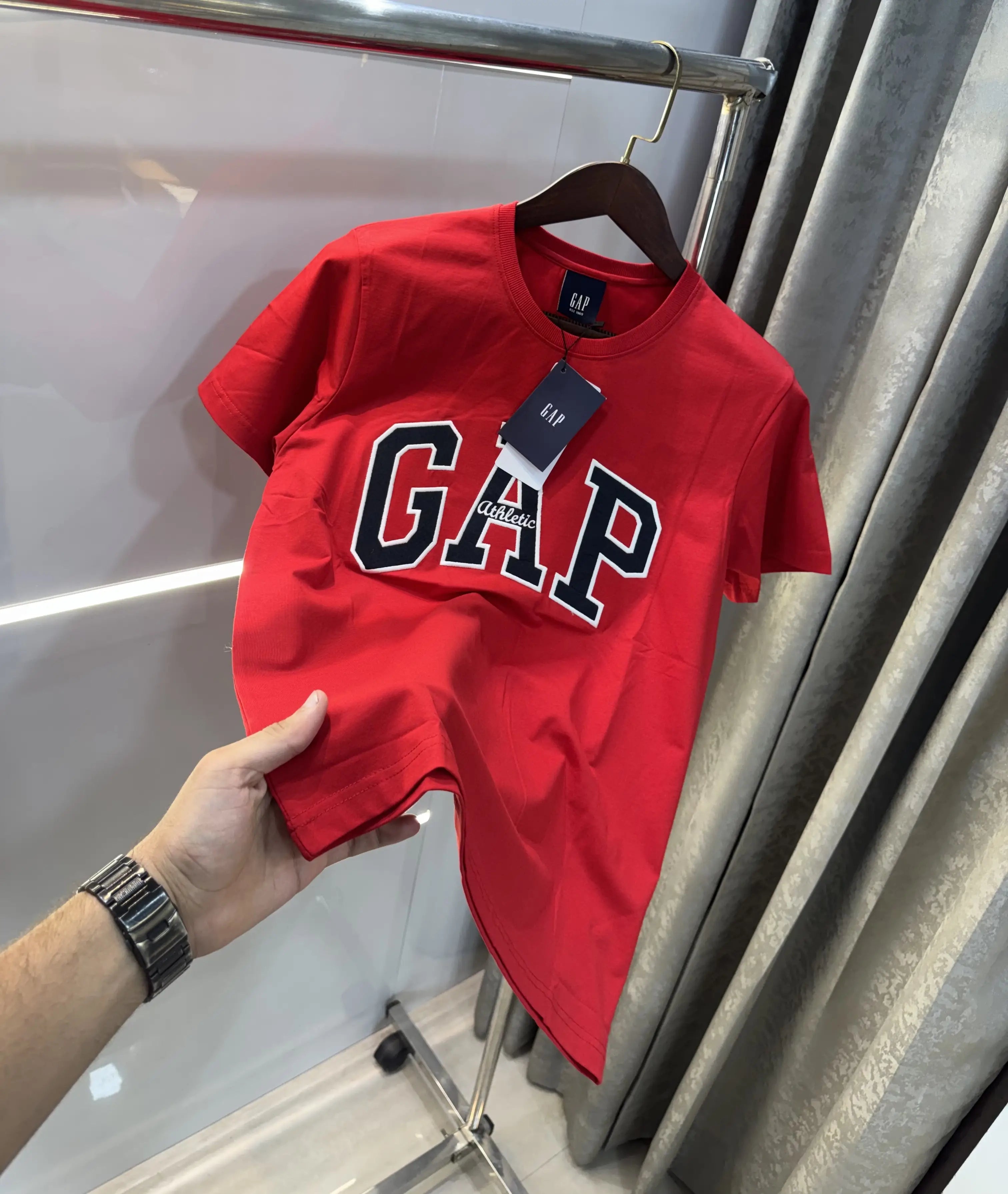 Gap Red Embroidery Logo Premium T-Shirt Main image