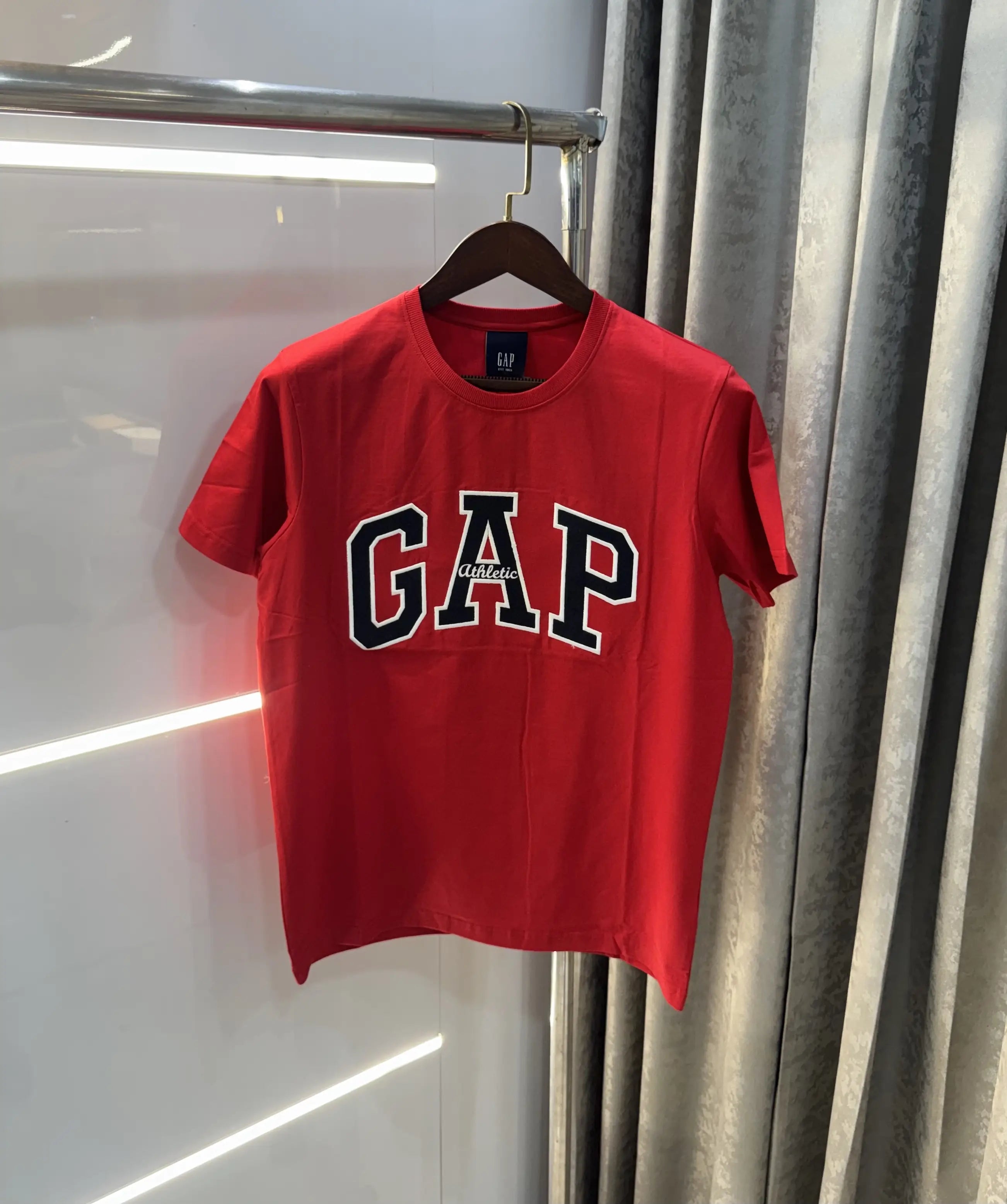 Gap Red Embroidery Logo Premium T-Shirt Secondary image