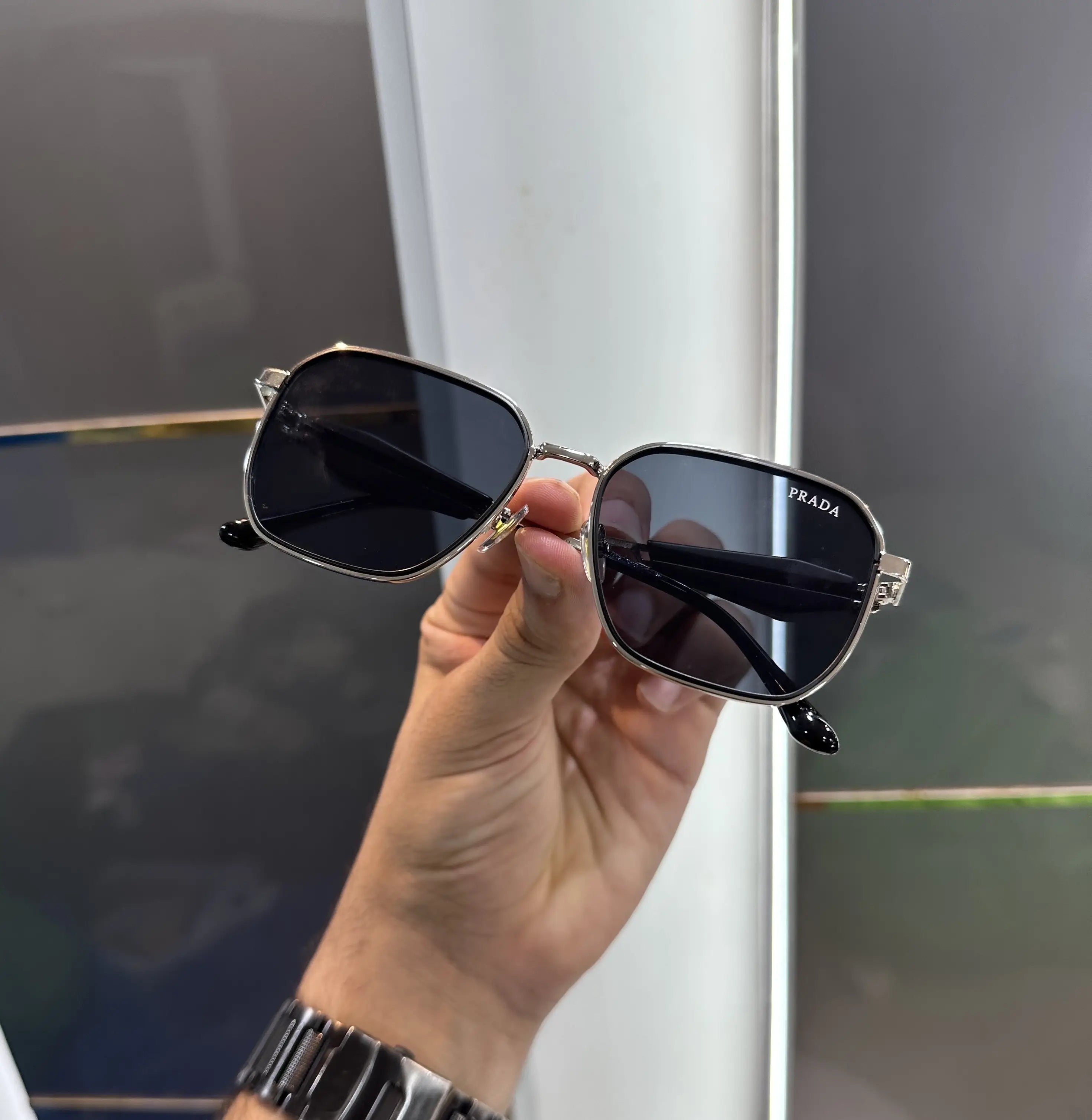 Prad a Silver Black Premium Shades 119 Secondary image