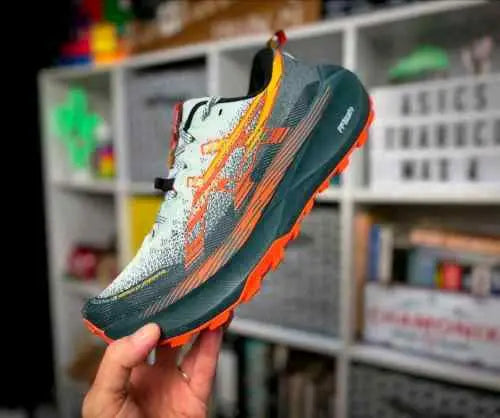 Asiccss Trabuco Max 4 Trail Cold Moss Nova Orange Main image