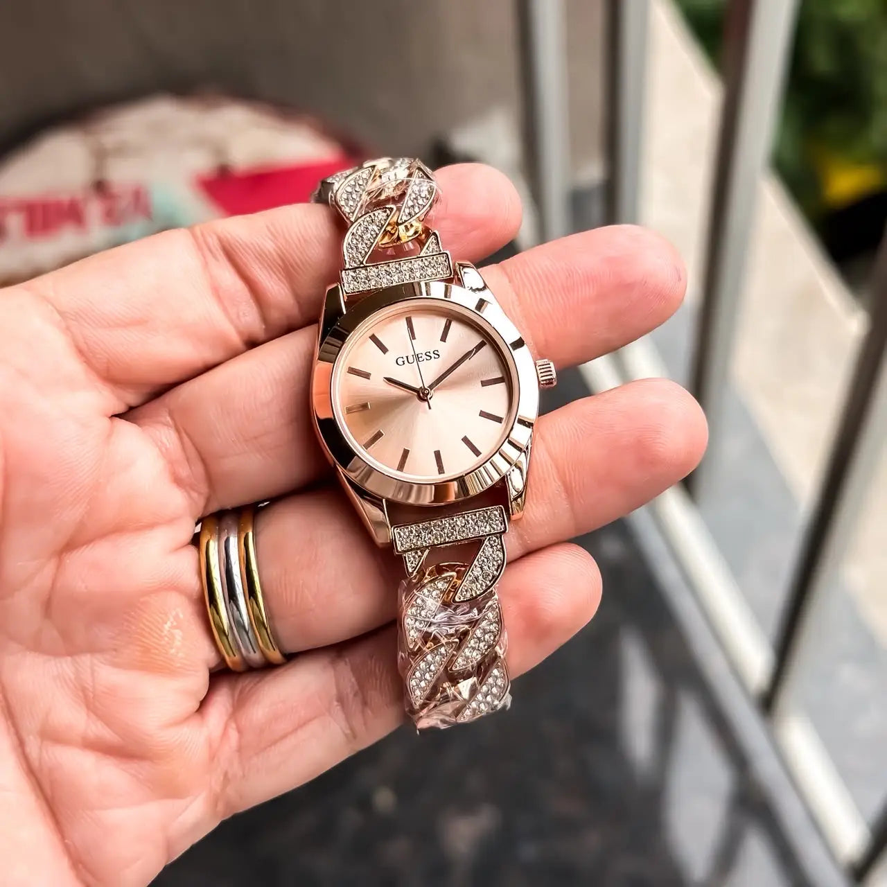 GUESS_LADIES_ROSEGOLD