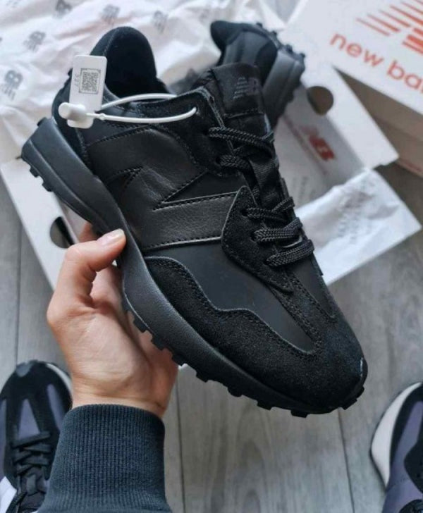 New Balance 327 Triple Black
