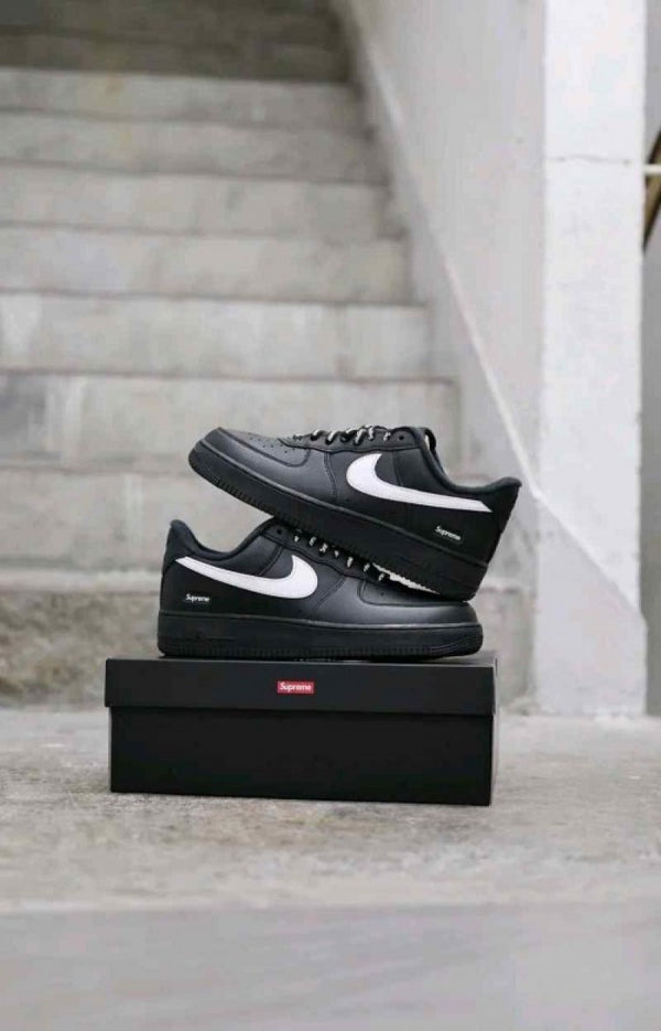 Supreme x Nikee AirForce 1 Low Blac